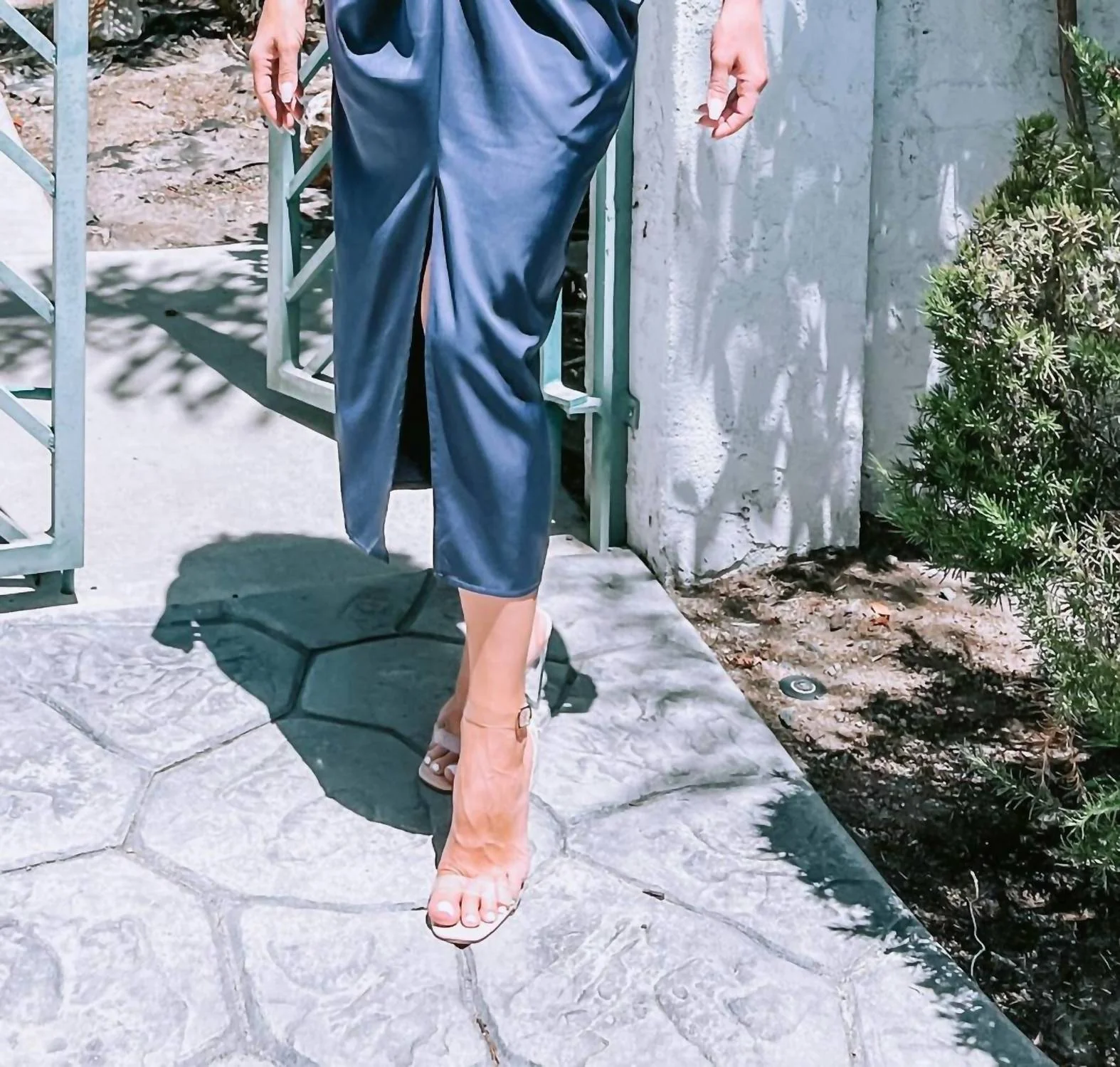 Twist Waist Midi Skirt In Washed Navy