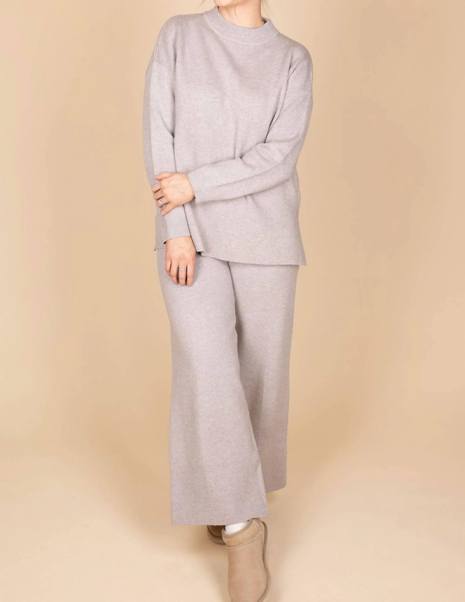 Clara Comfort Set In Grey