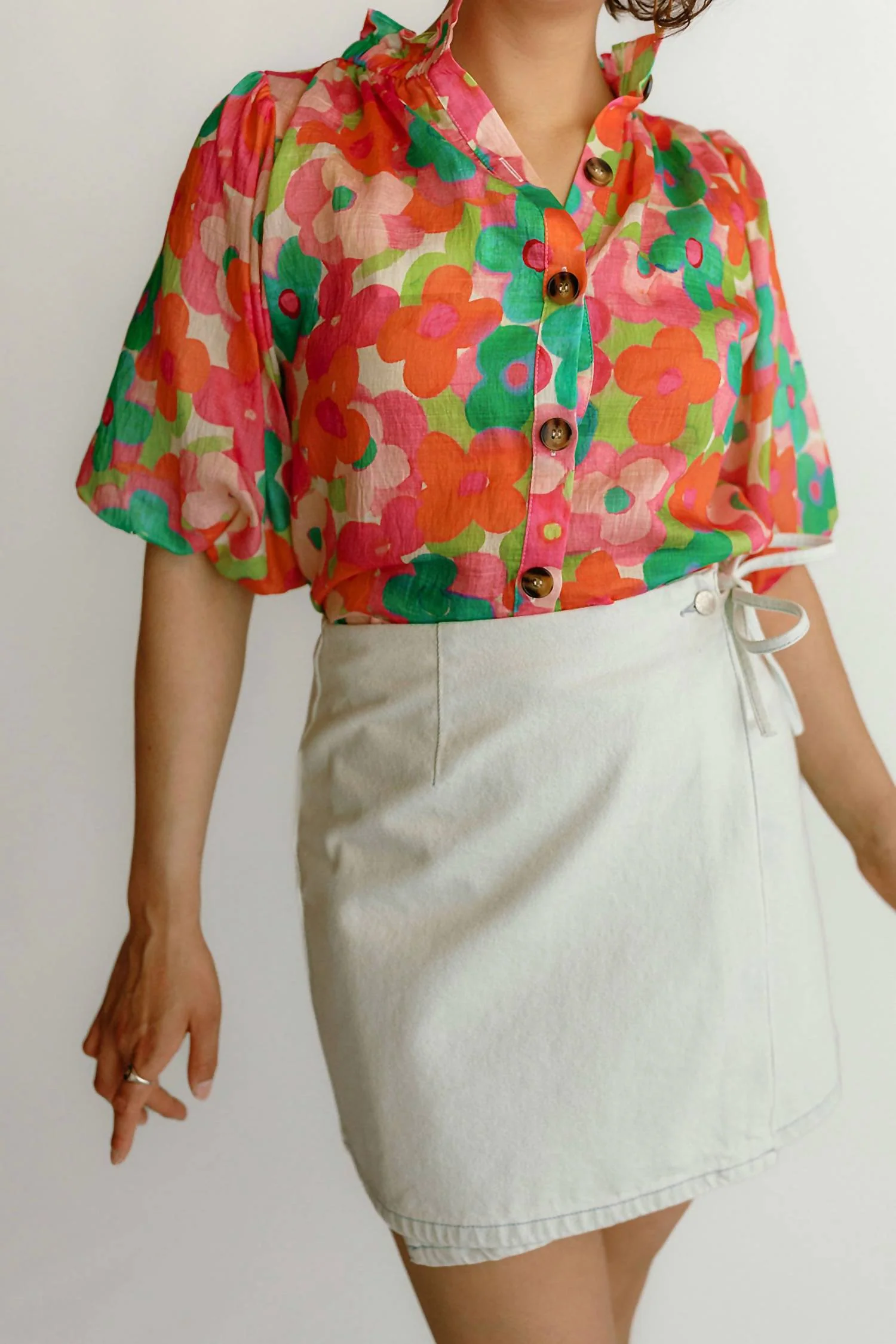 Cassandra Bleu Clair Woven Skirt In White