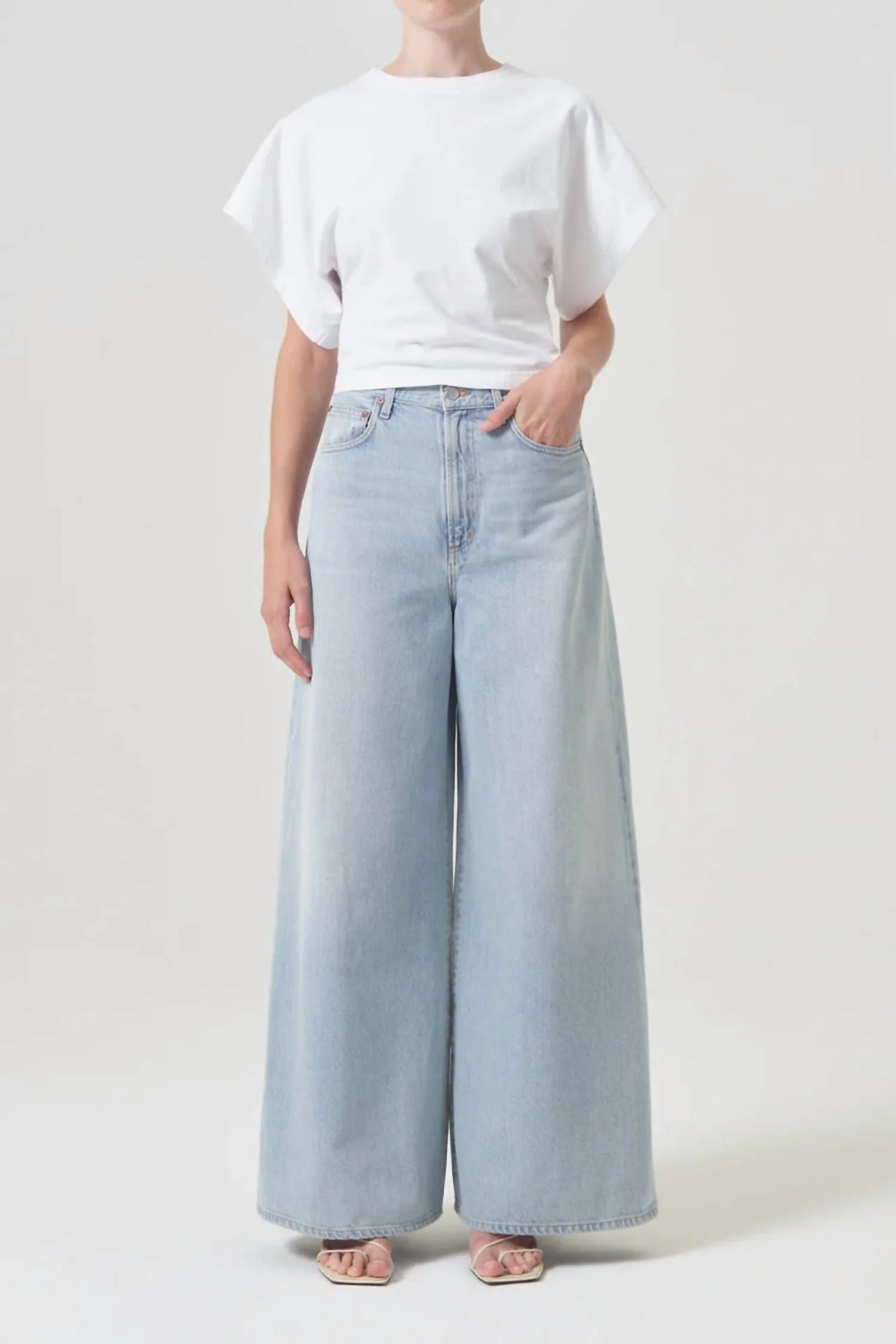 Nolan Wide Leg Jean In Encounter