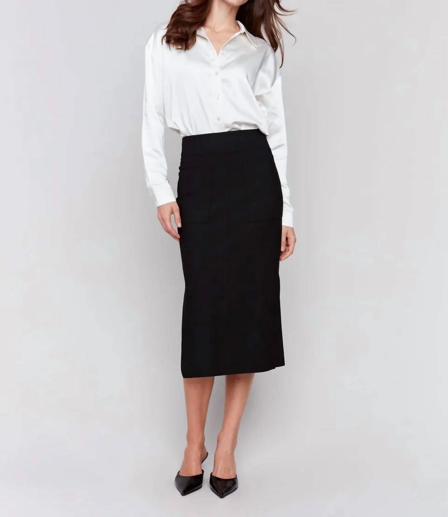 Gutsy Crepe Skirt With Patch Pockets In Black