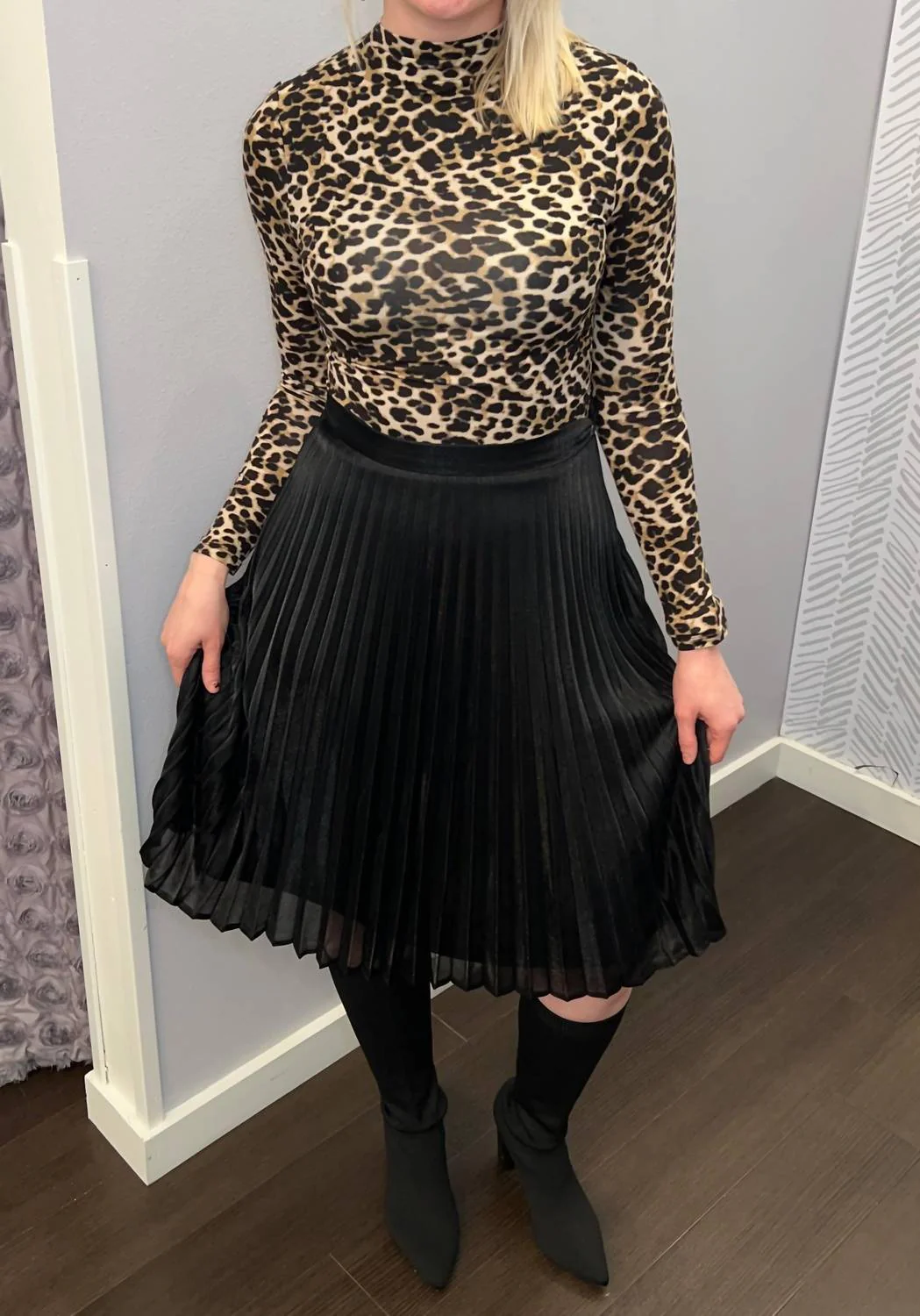 Luxe Pleated Skirt In Midnight