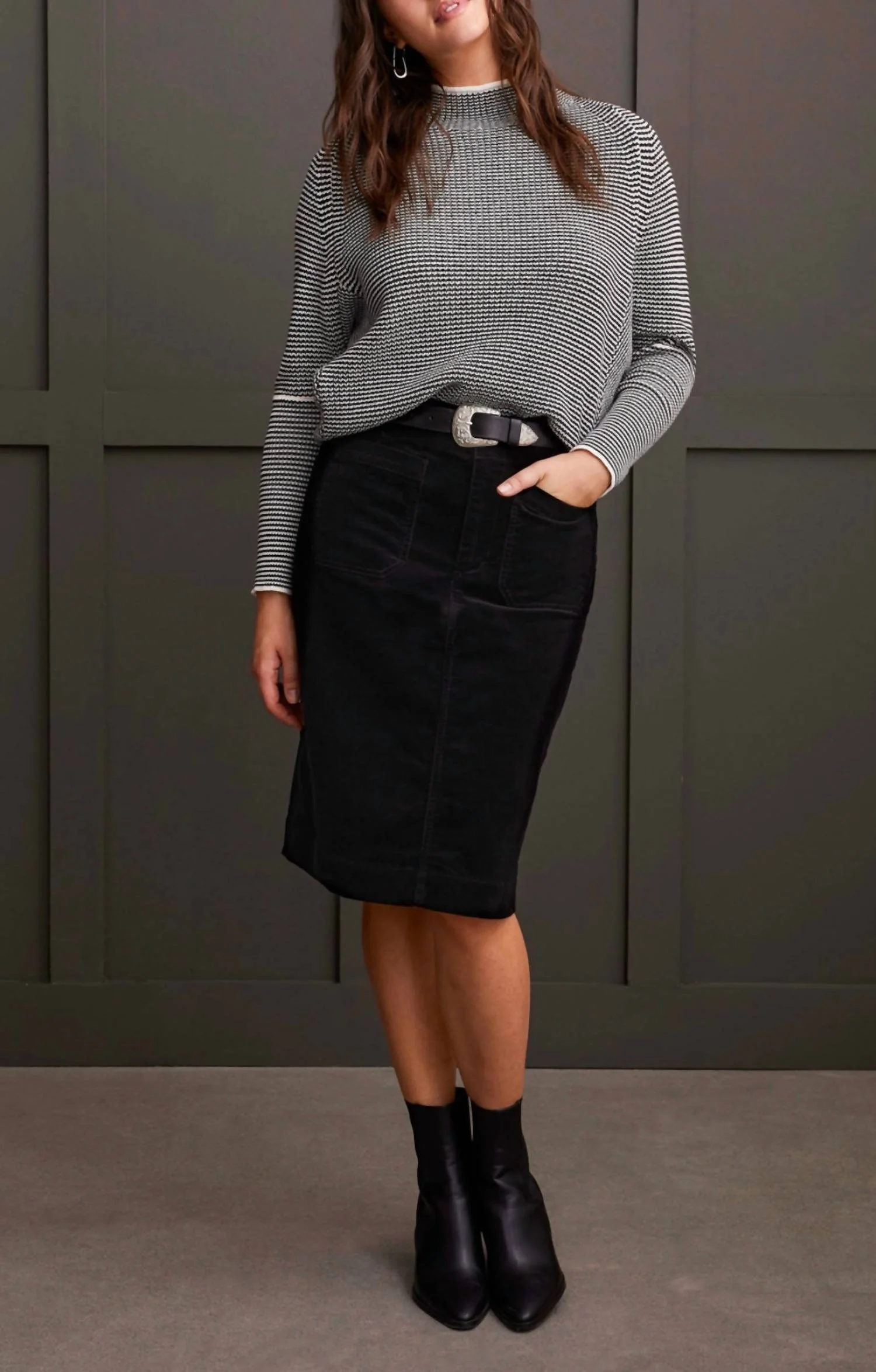 Front Fly Corduroy Skirt In Black
