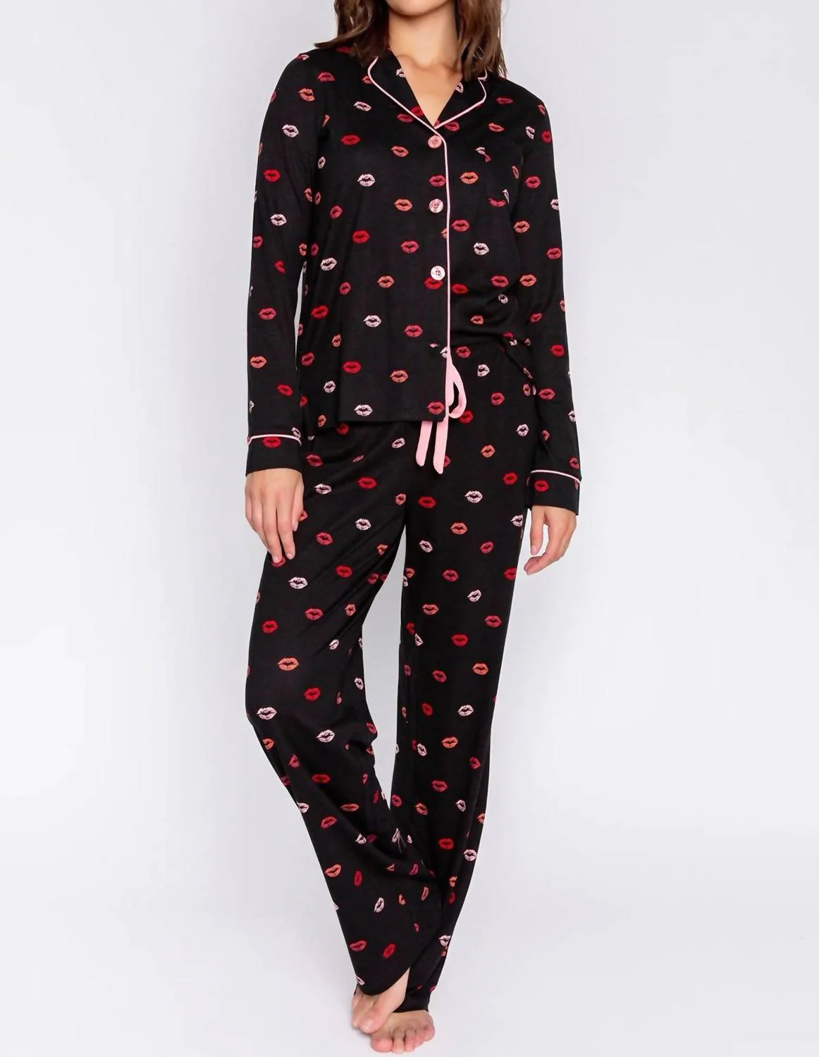 Be Mine Lip Print Pajama Set In Black