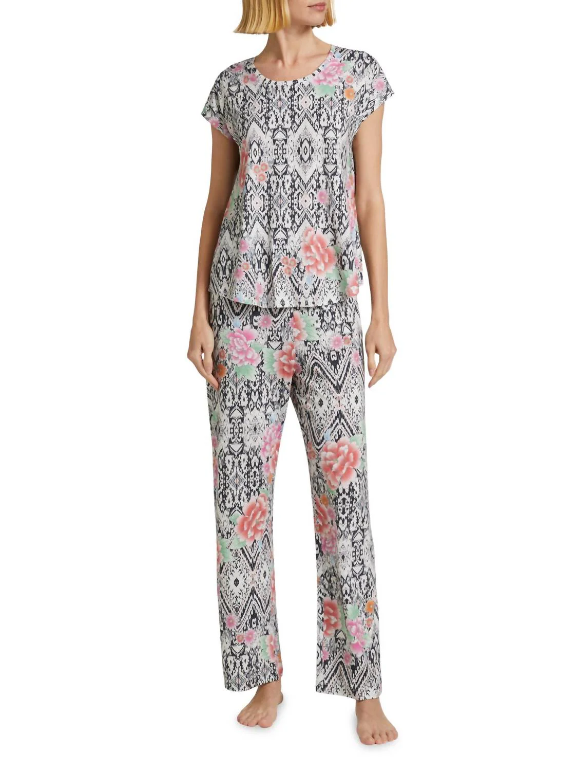 Bobby Pajama Set In Azzie Flower Neo