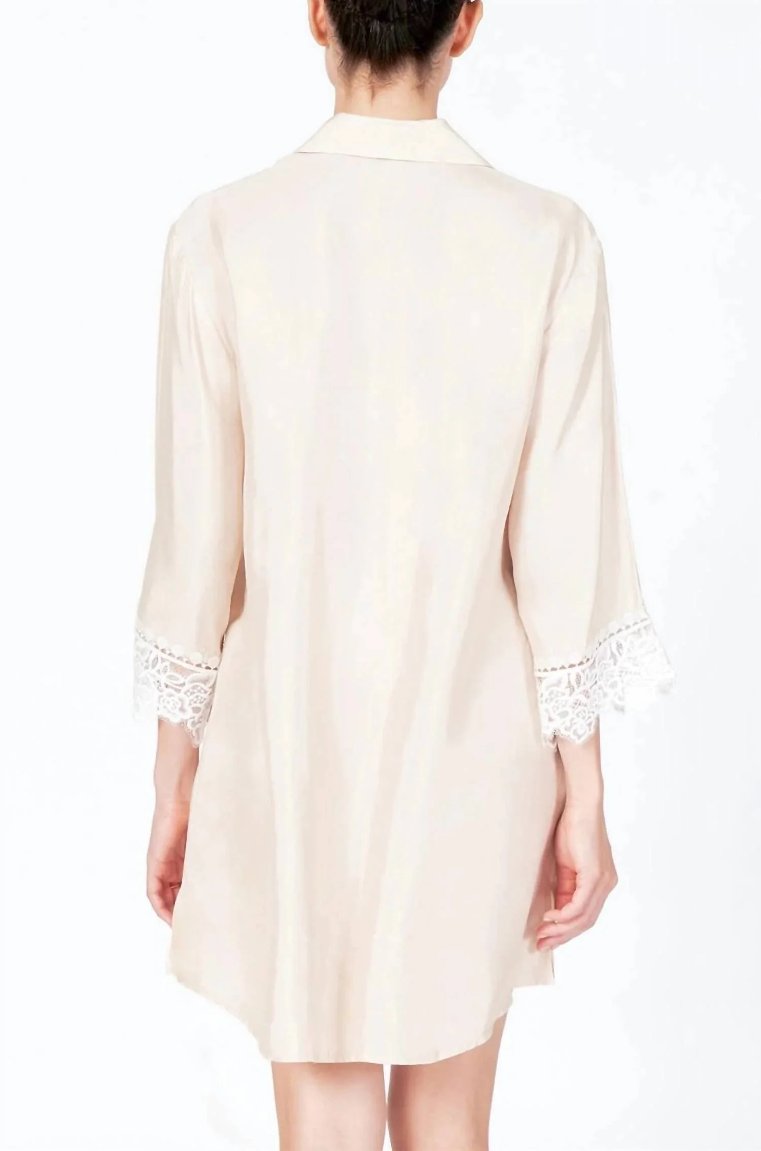 Rosey Sleep Shirt In Champagne