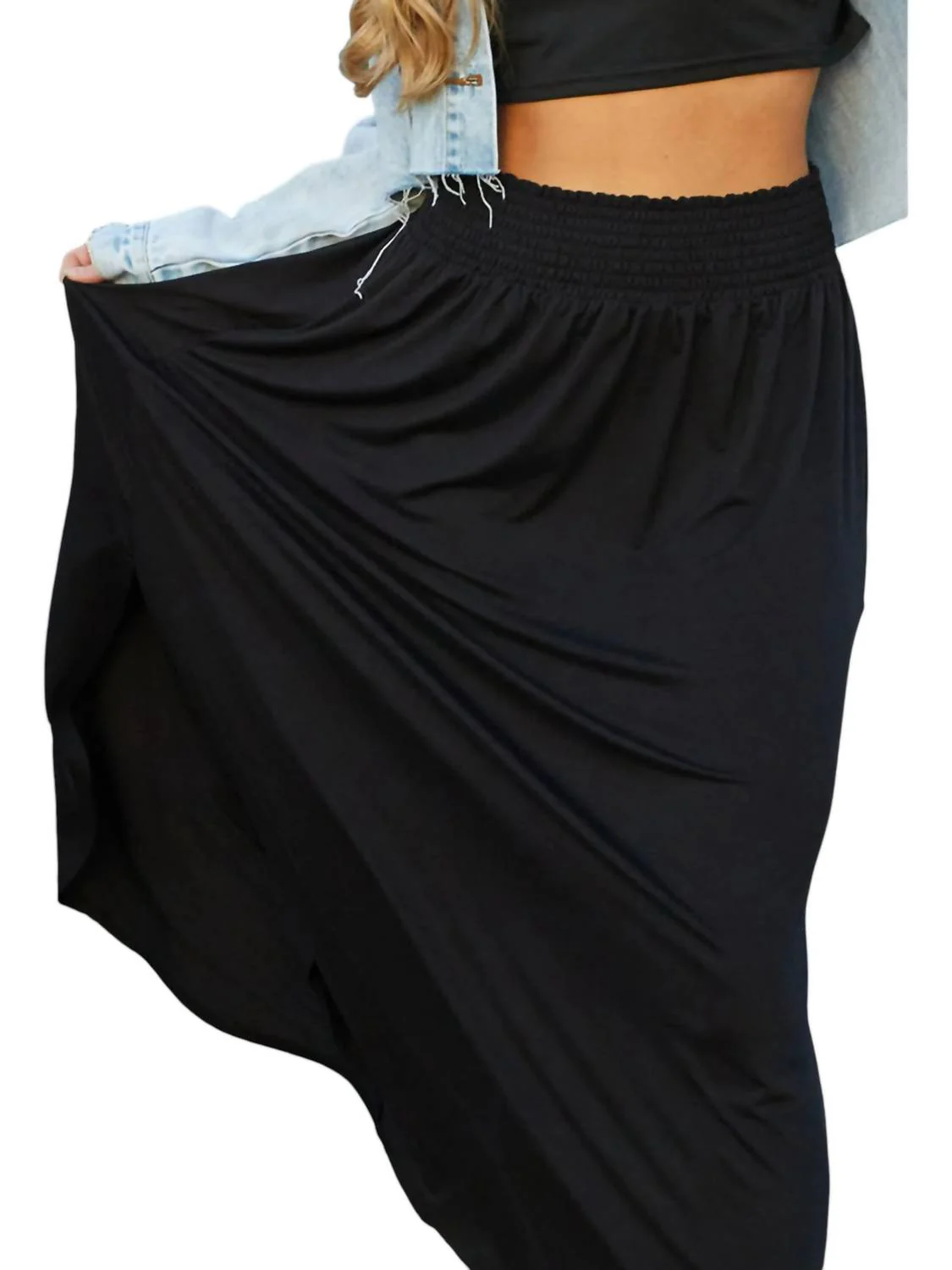 Smocked Waistband Maxi Skirt In Black