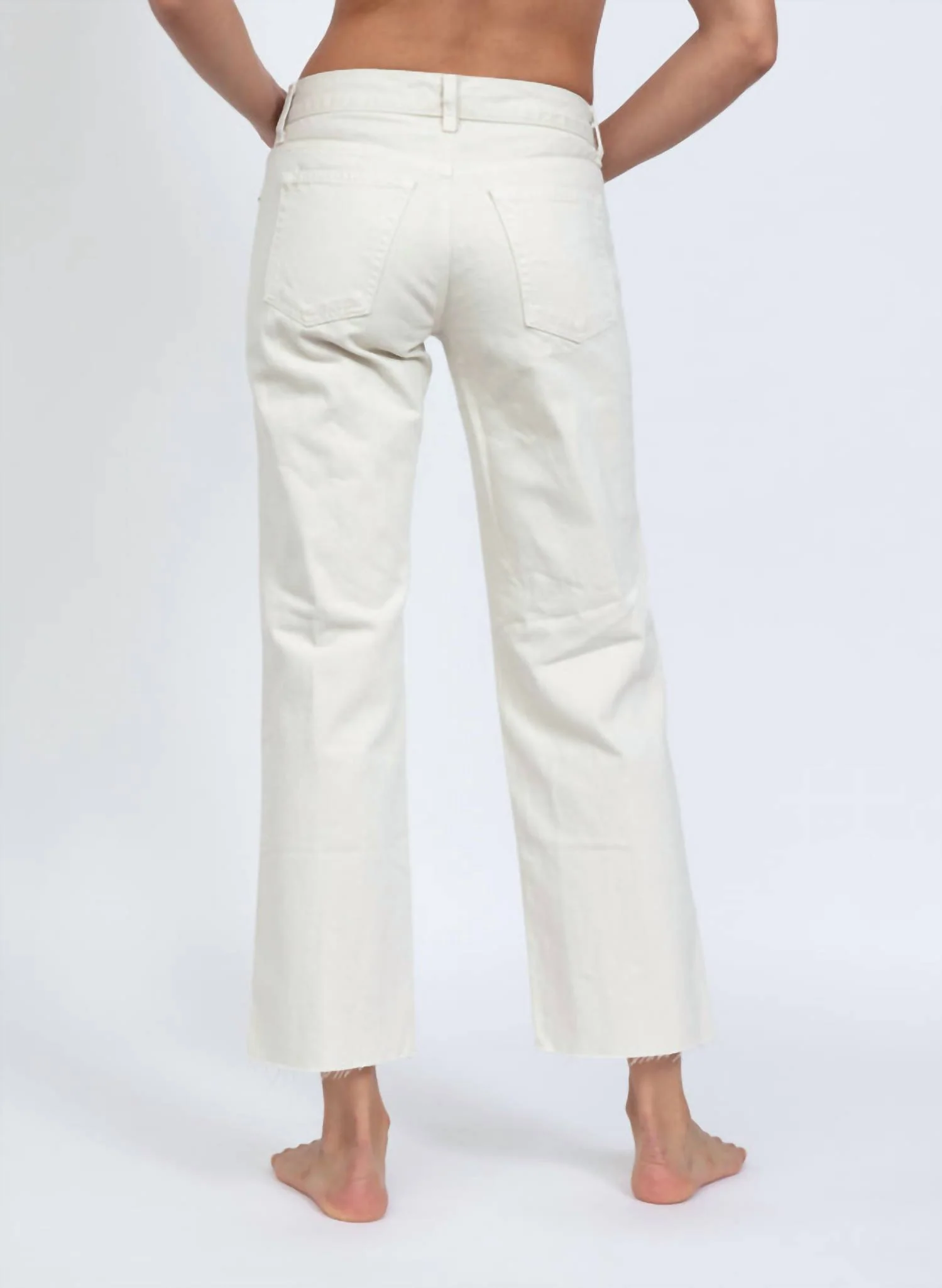 Low Rise Straight Jean In Sand