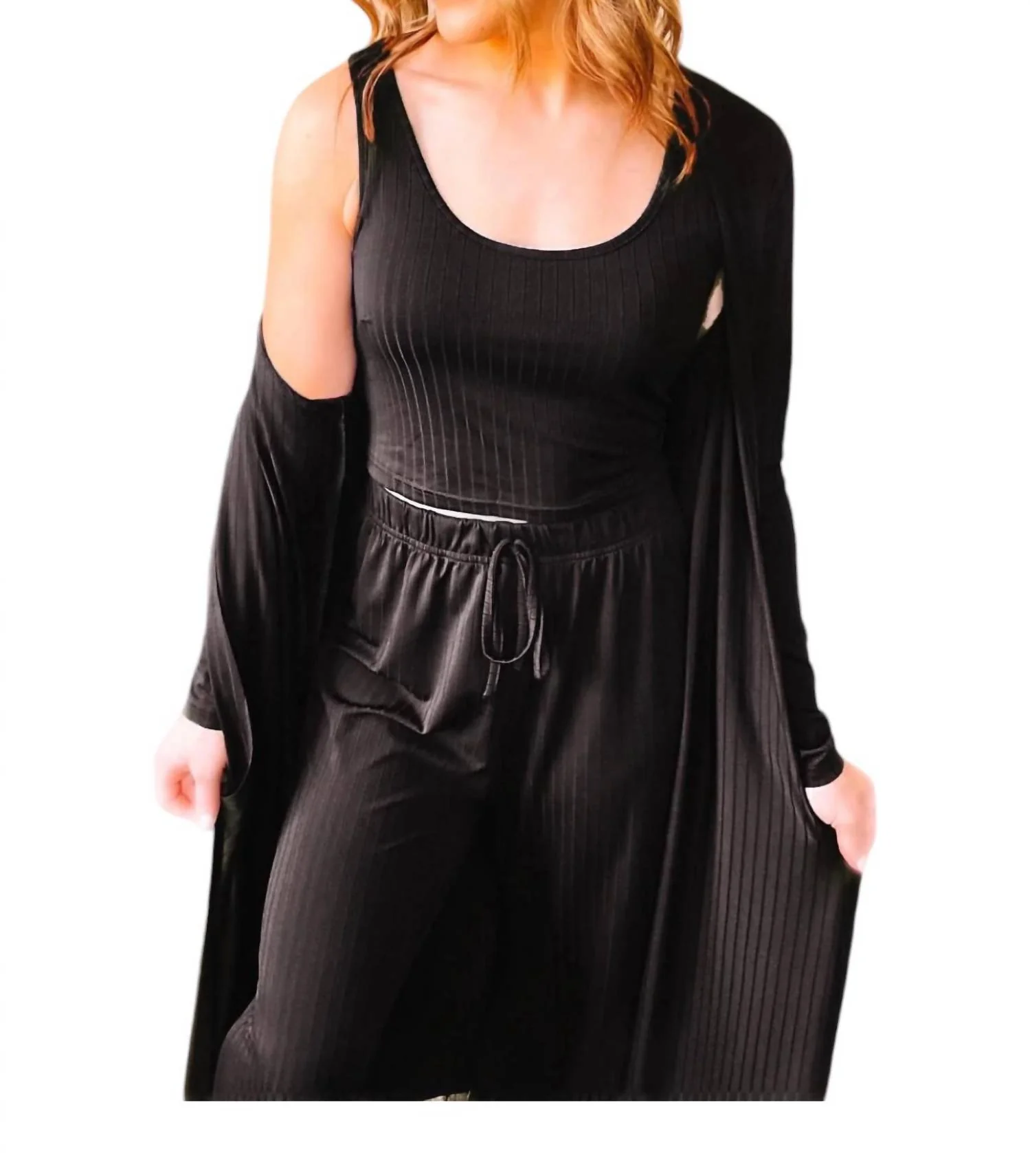 Three Piece Lounge Set In Black