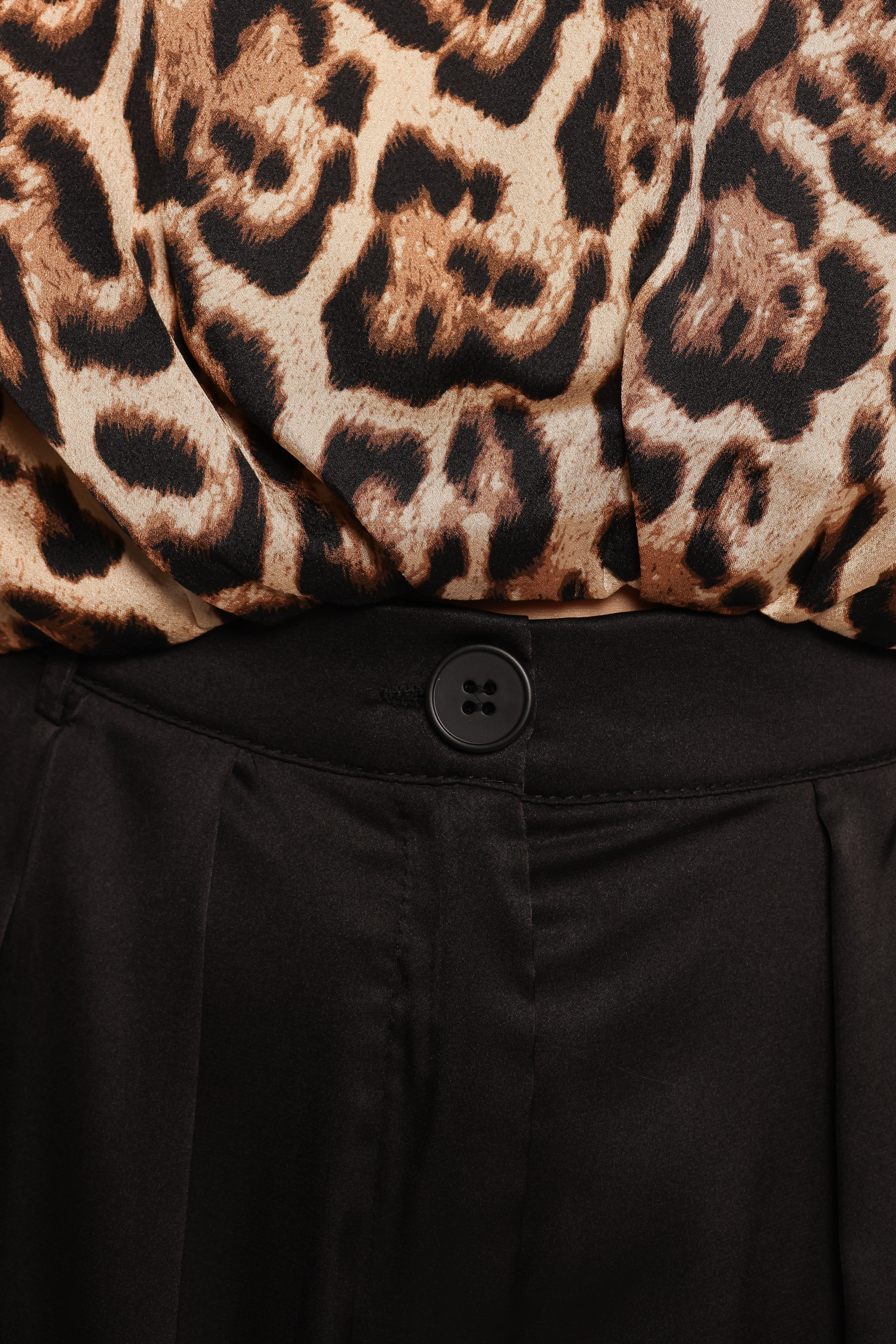 Harlow Two Piece Set - Tan Black