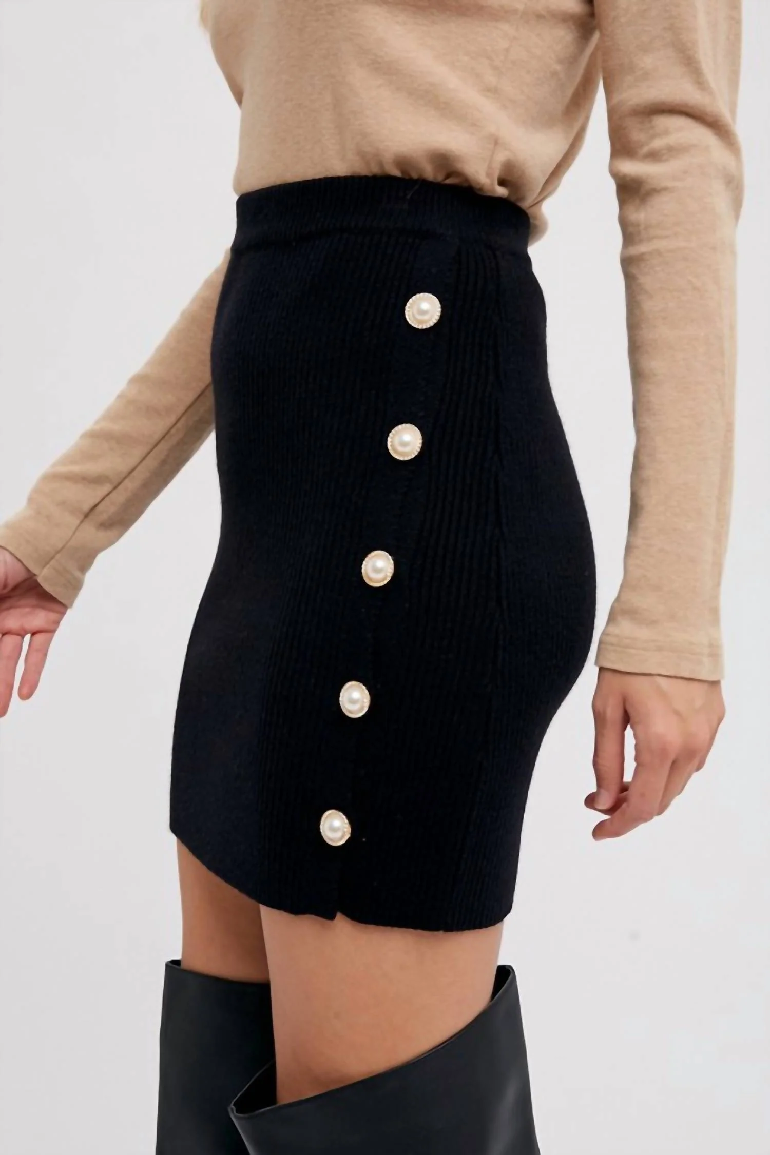 Pearl Buttoned Sweater Mini Skirt In Black