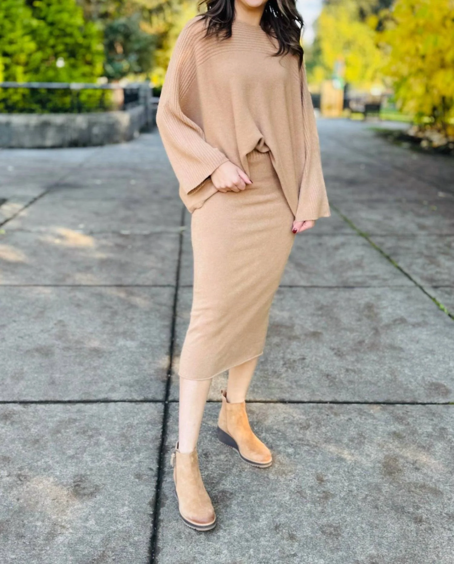 Knit Ribbed Midi Skirt In Caramel
