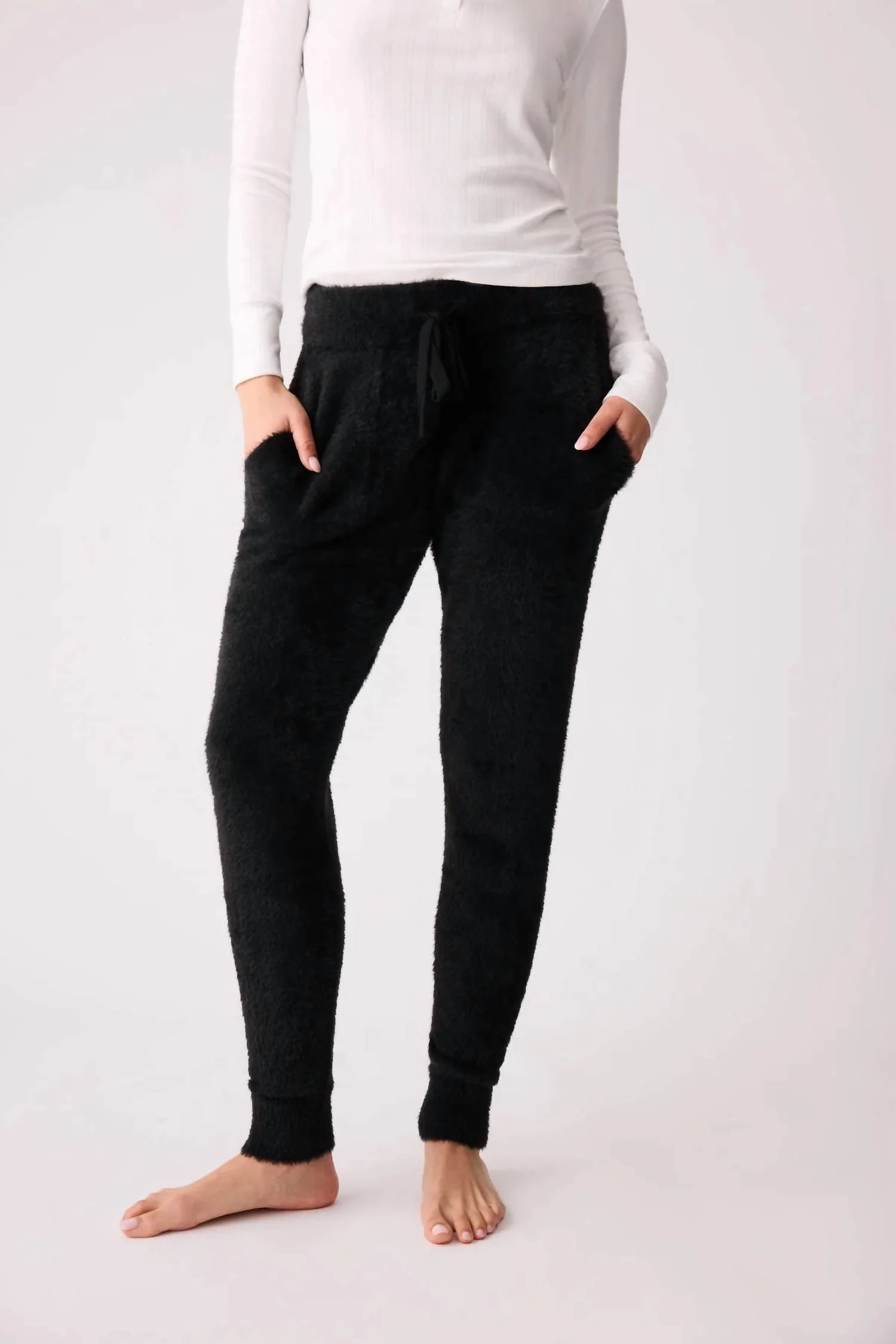 Cozy & Chic Feather Knit Banded Jogger In Black