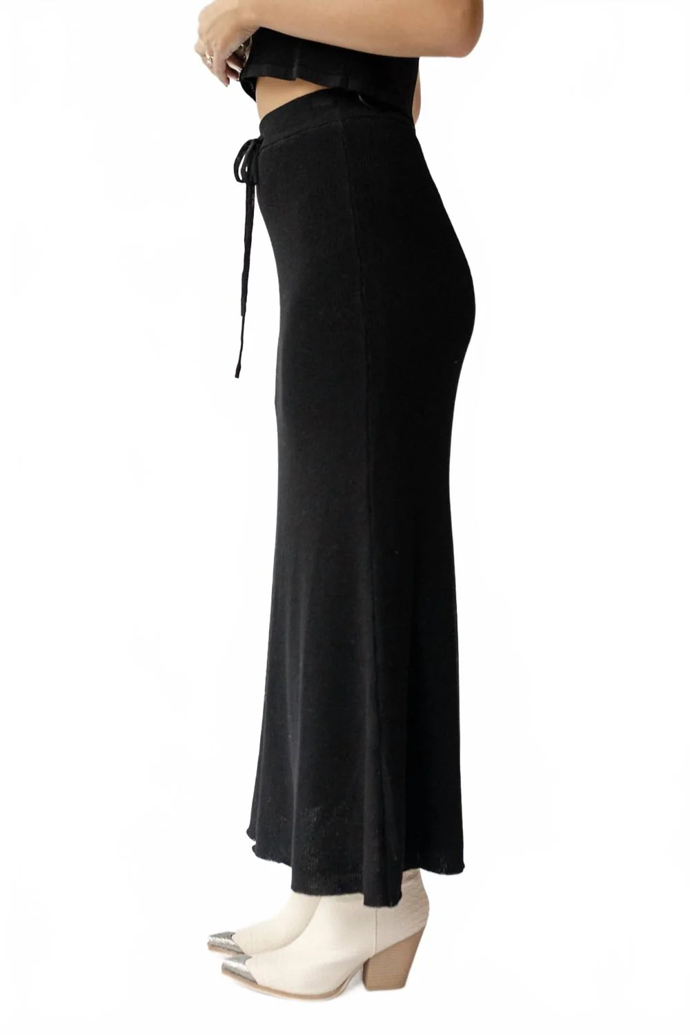 Arlette Knitted Maxi Skirt In Black