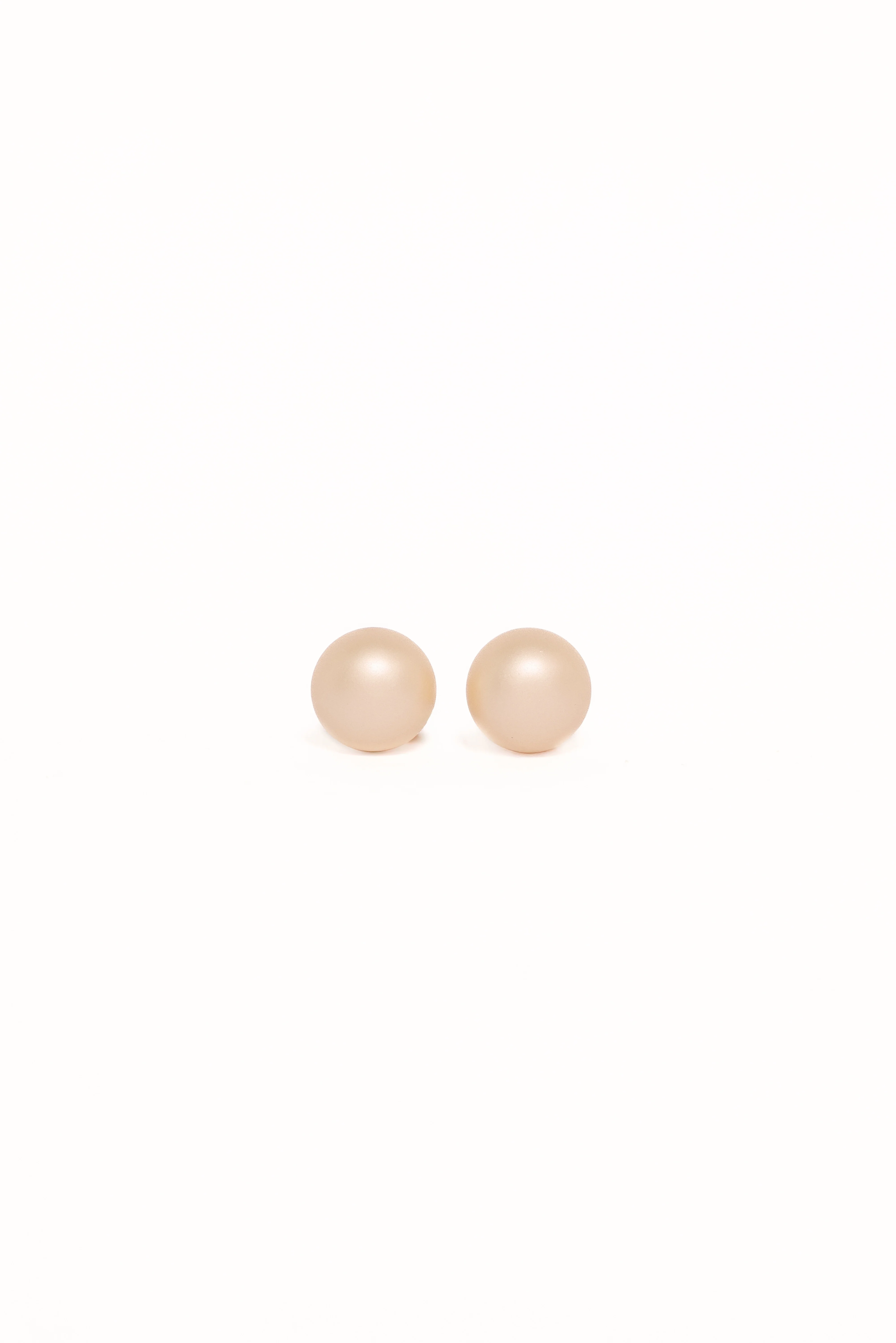Adalee Stud Earrings - Pearl