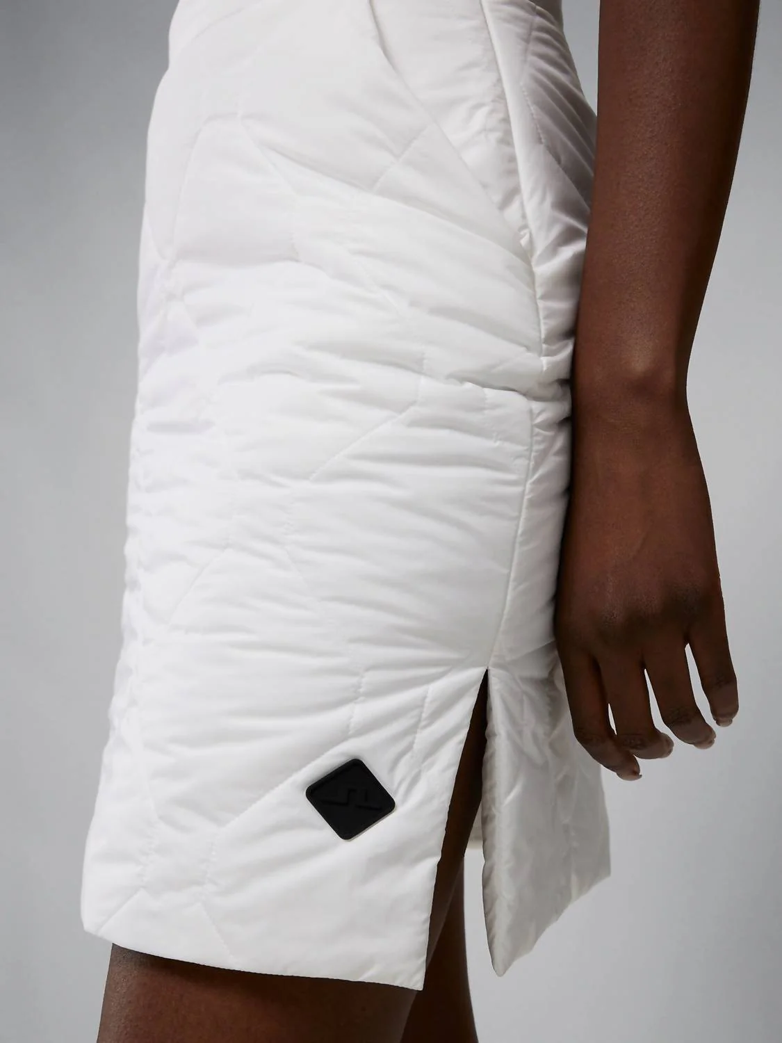 Carrie Padded Skirt In White