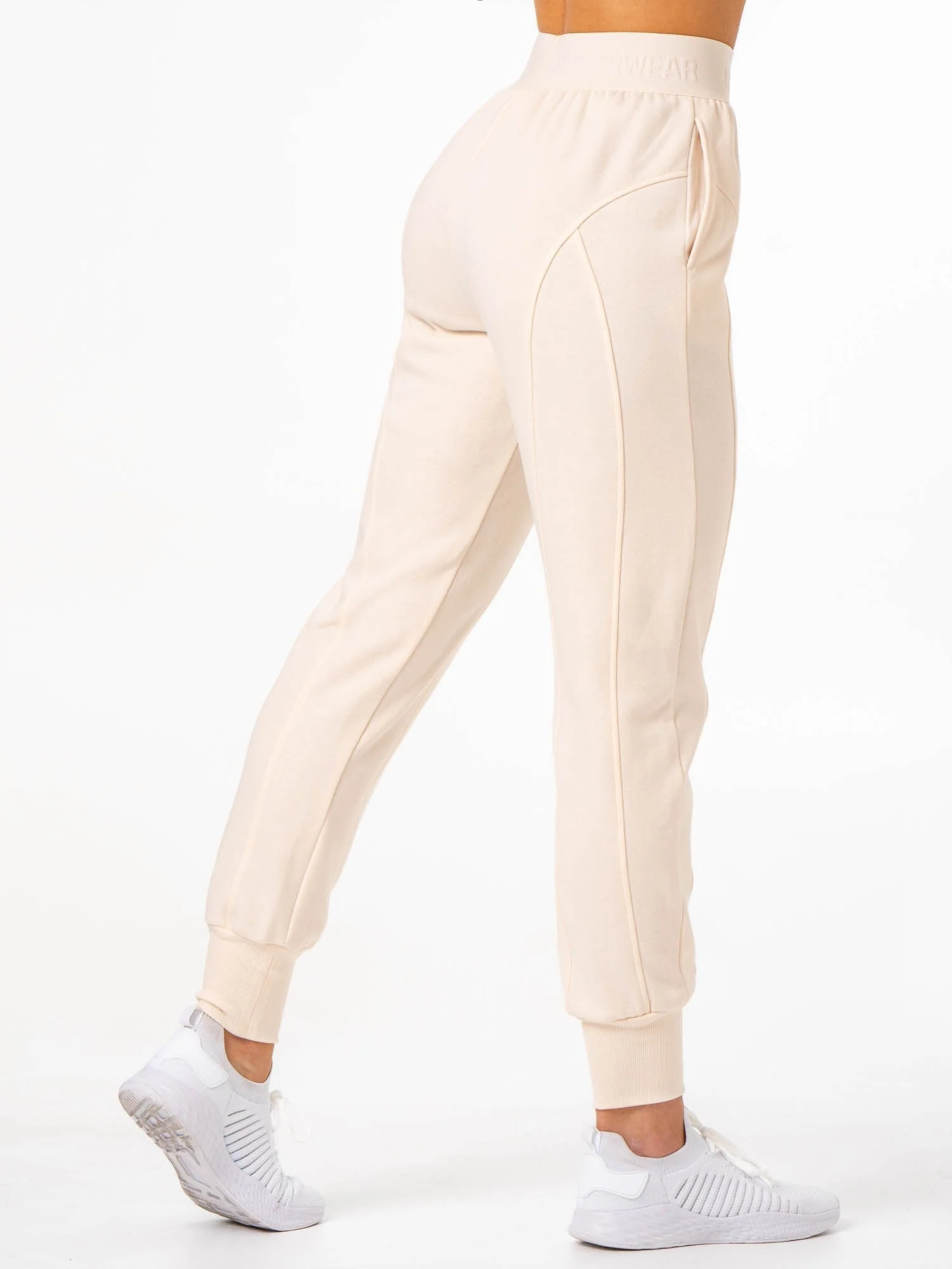 Contour Track Pants - Vanilla
