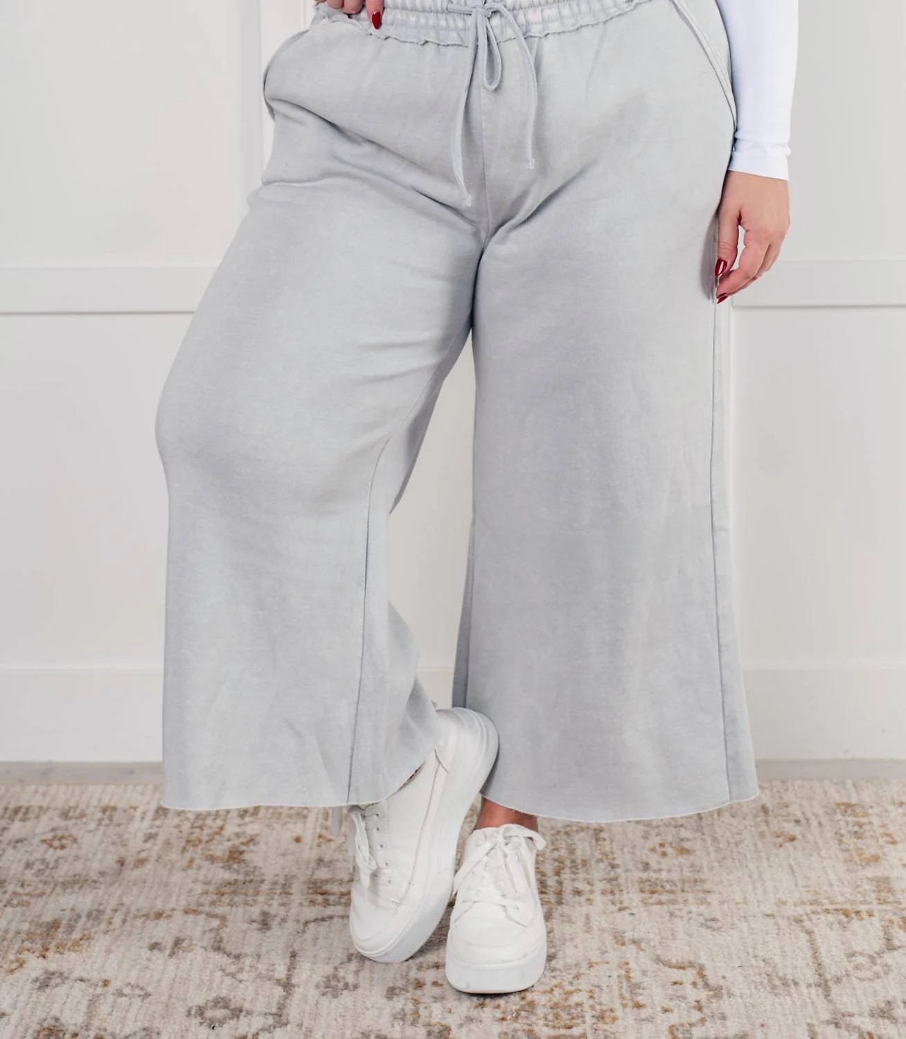 Wide Leg Mineral Wash Cropped Pants In Light Grey