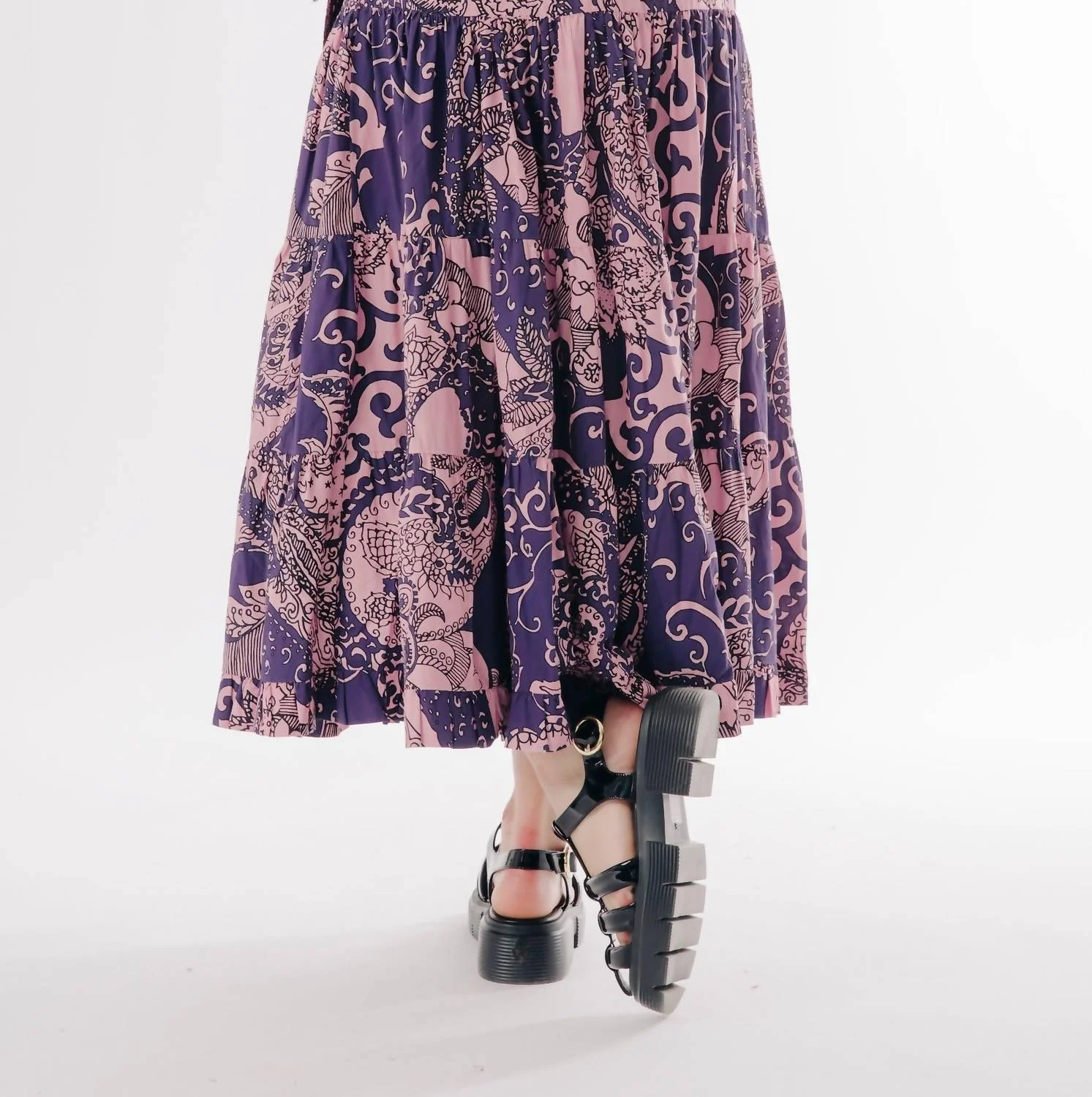 Wanda Tiered Skirt In Rolling Winds Print