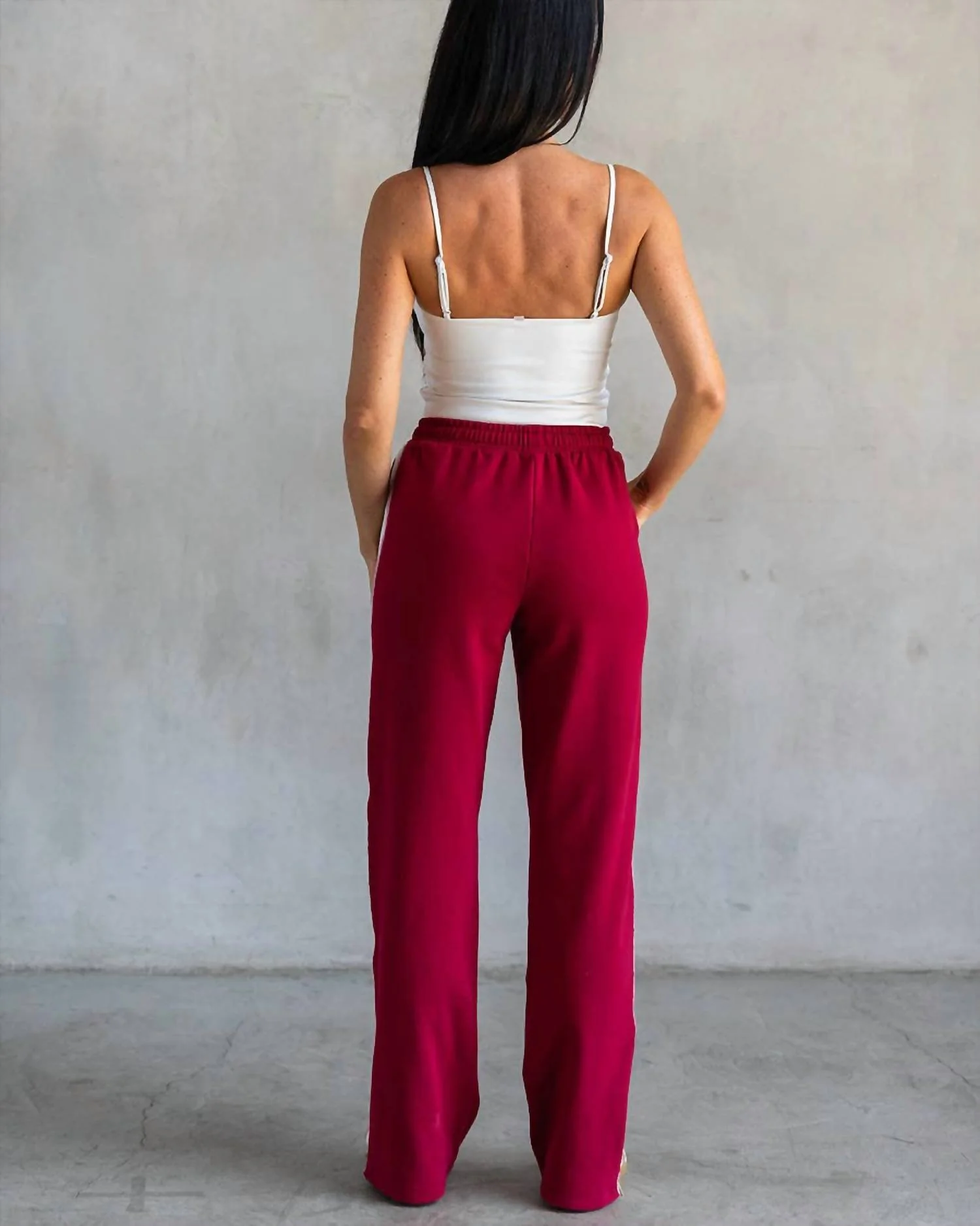 Jordan Interlock Pants In Bordeaux