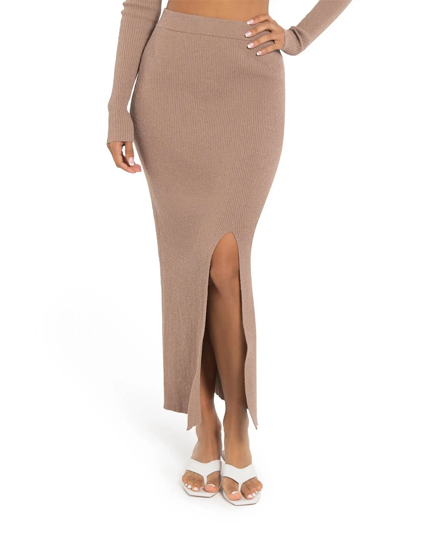 Ribbed Knit Midi Skirt In Brown