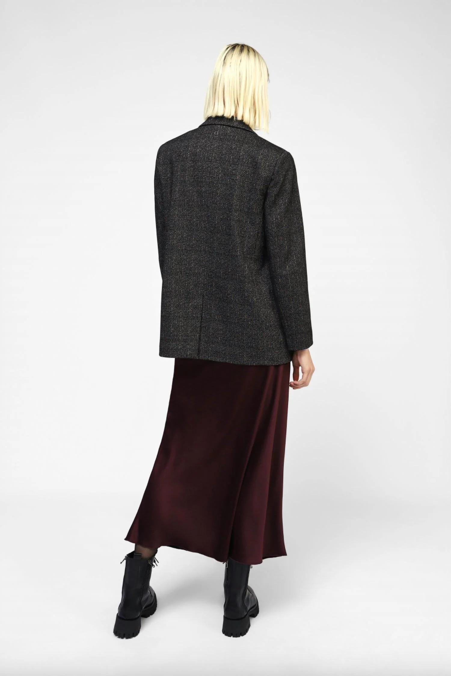 Clarisa Classic Satin Maxi Skirt In Mushroom