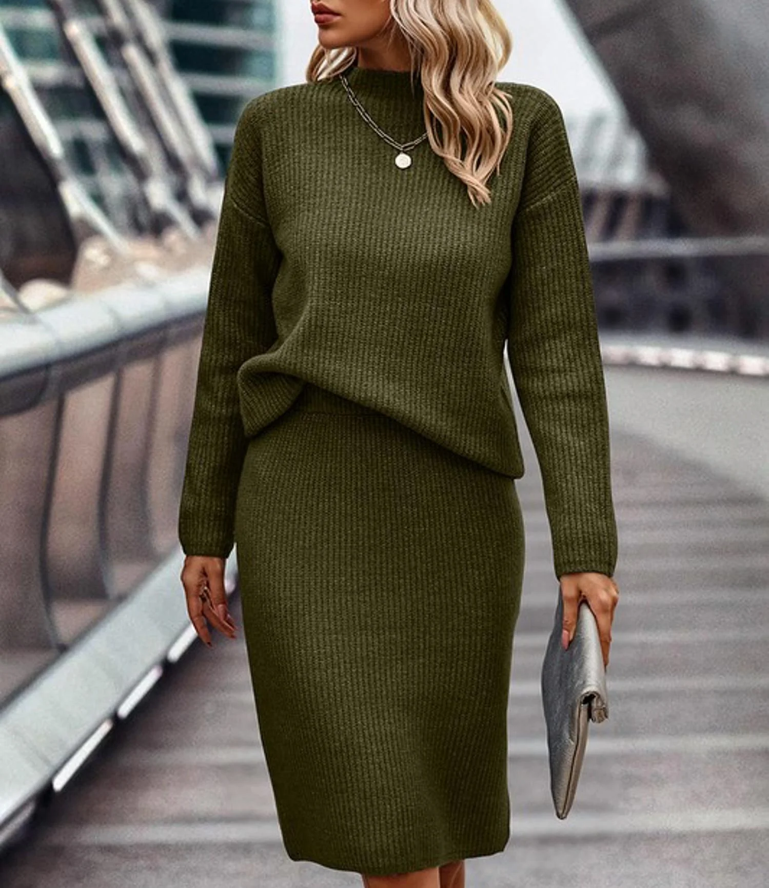 Solid Thick Knit Skirt In Olive