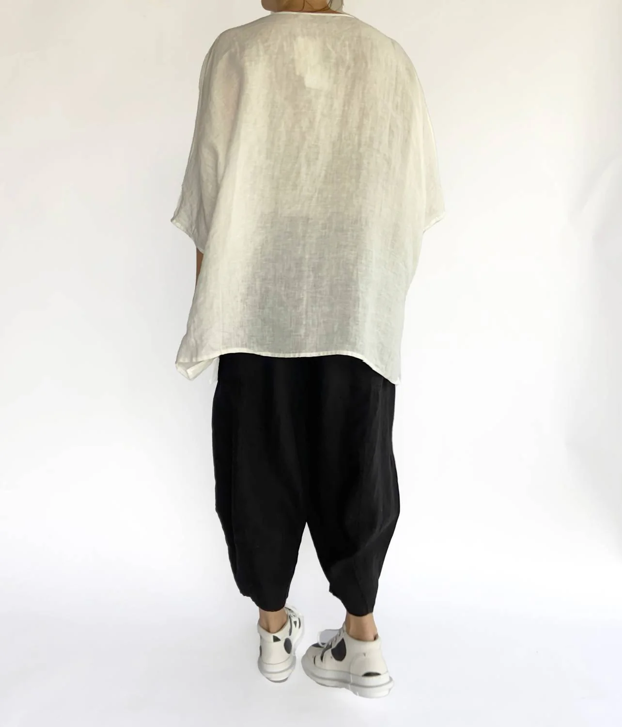 Linen Drawstring Pants In Black