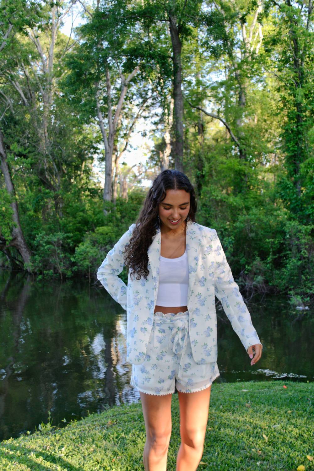 Hollis Floral Blazer And Tie-Detail Shorts Set In Blue