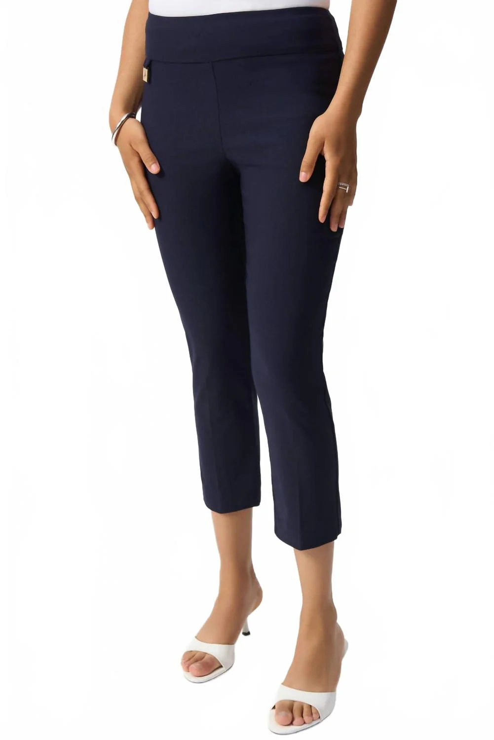Capri Pant In Navy