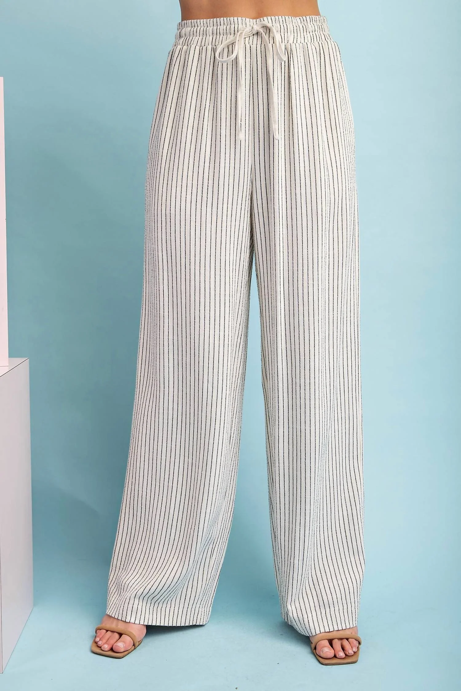Pinstriped Drawstring Pants In White/black