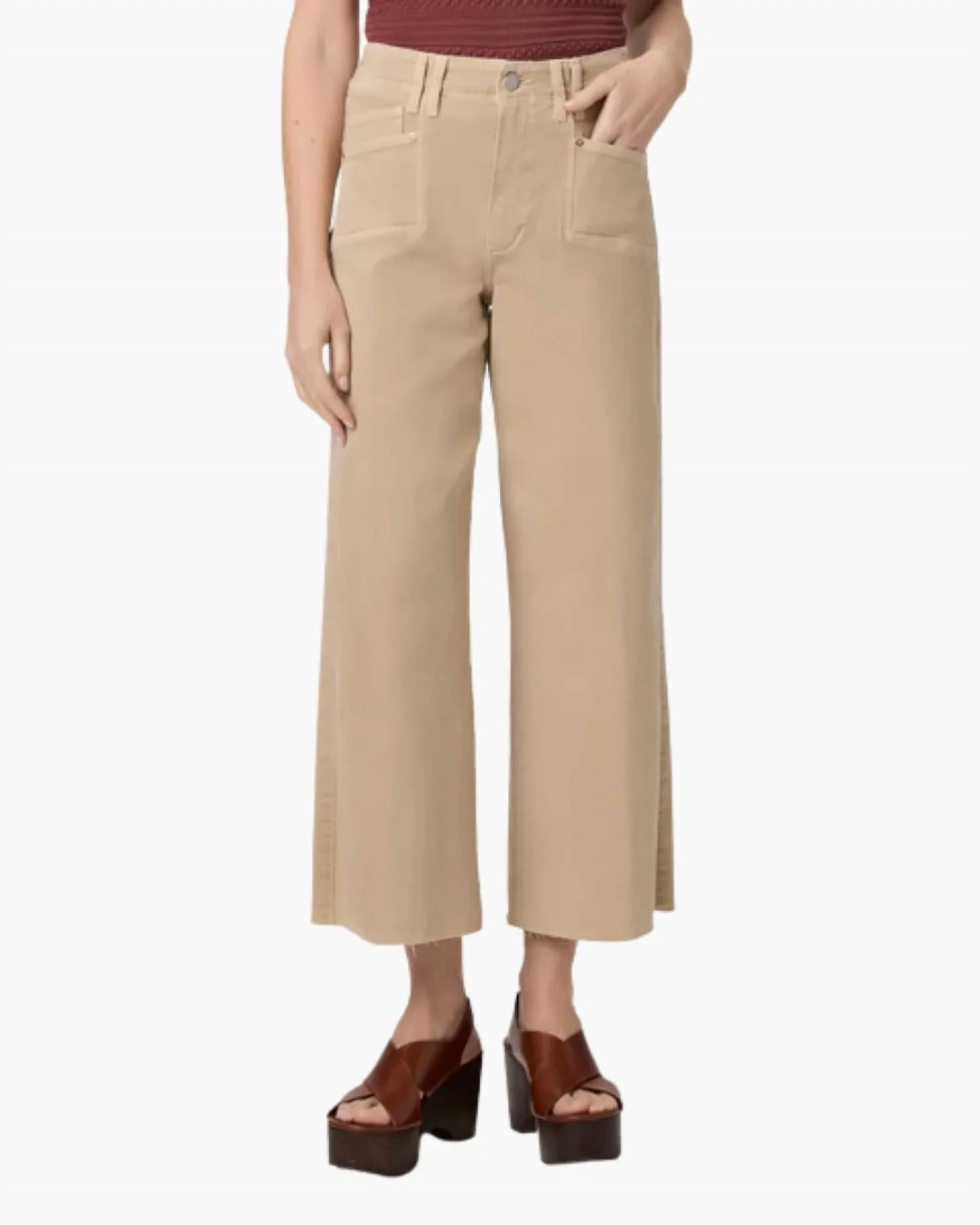 Anessa With Set In Pockets And Raw Hem Jean In Vintage Soft Sand