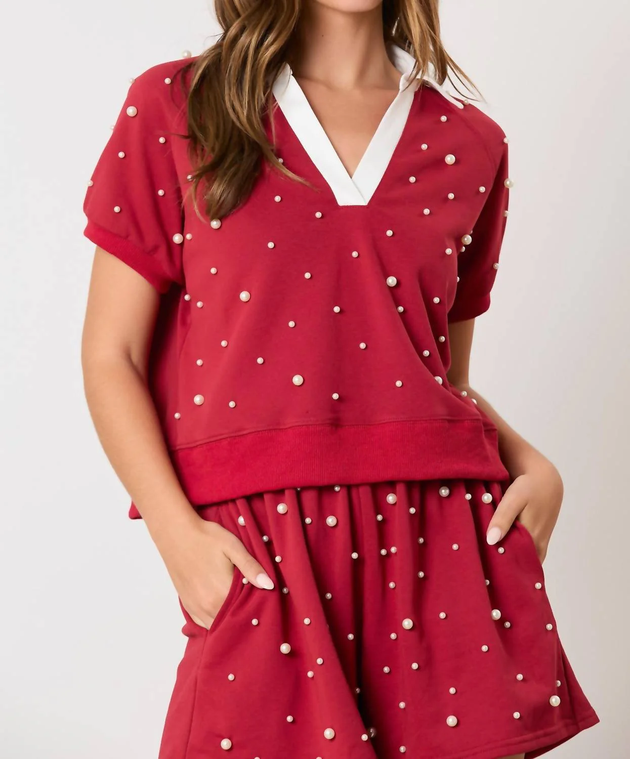 Pearl Embellished Shorts Set In Red