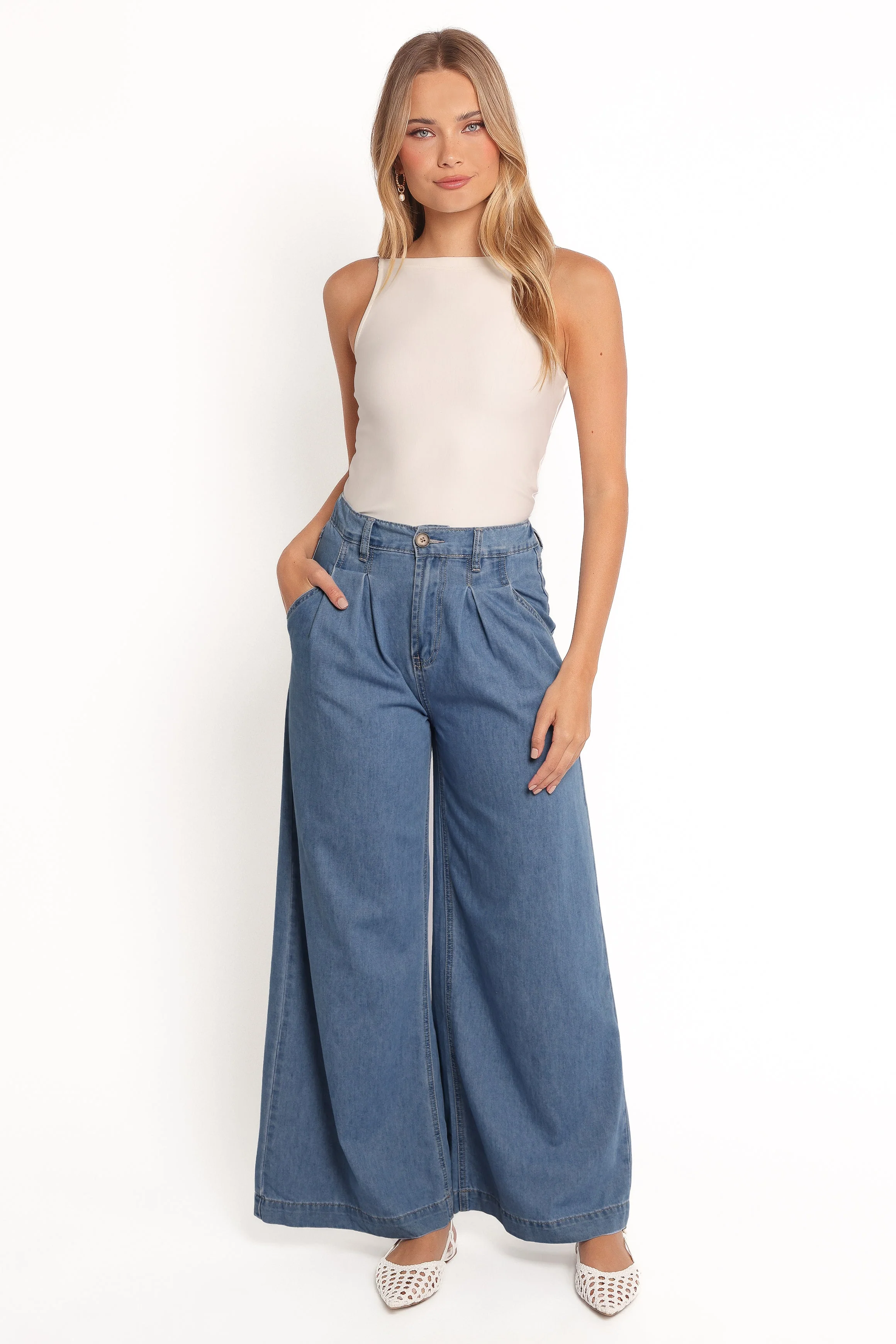 Rosalee Chambray Wide Leg Pant - Medium Denim
