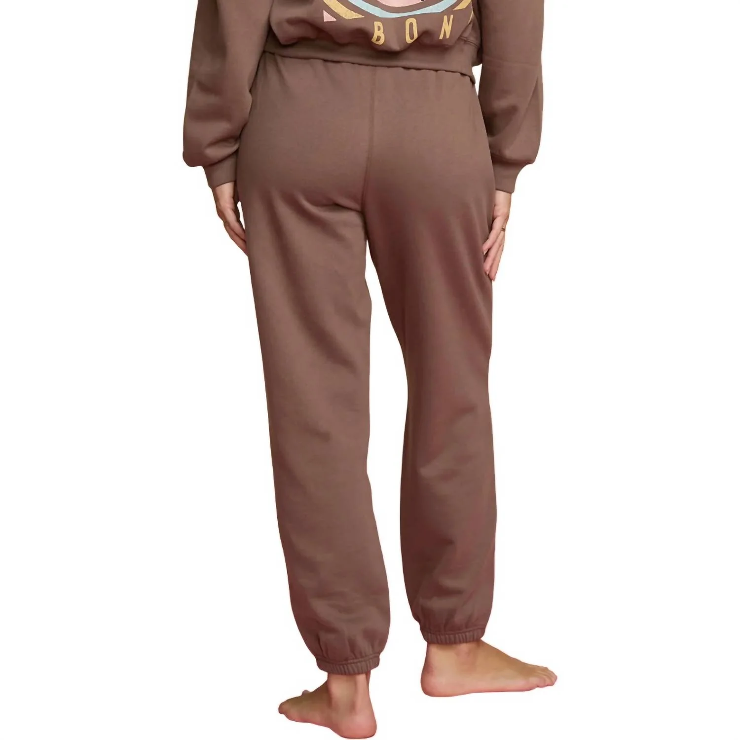 Feel It All Jogger In Kona Brown