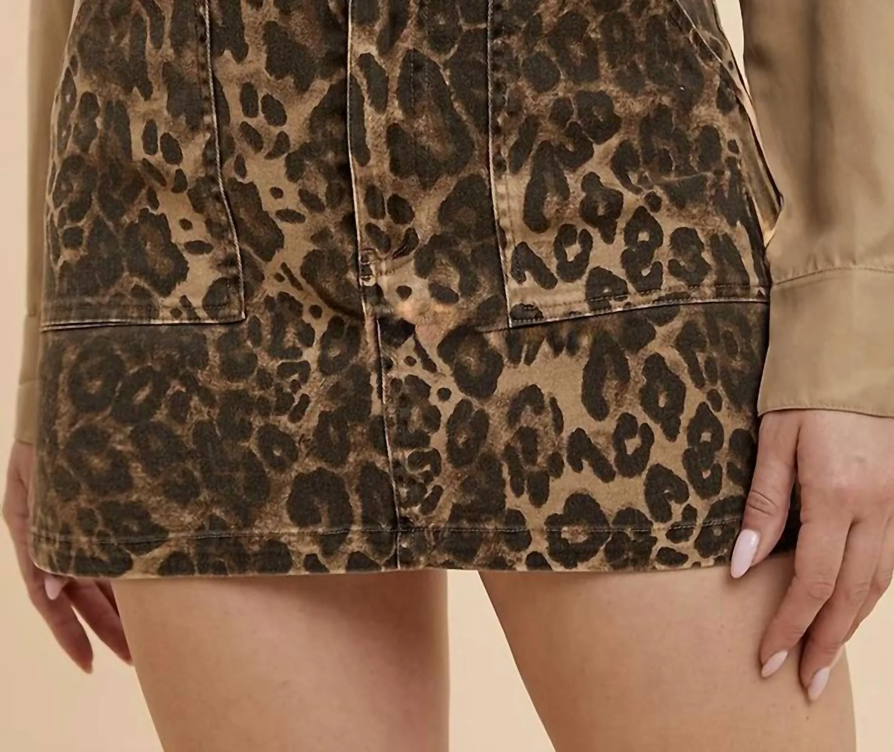 Stretched Leopard Cargo Mini Skirt In Camel