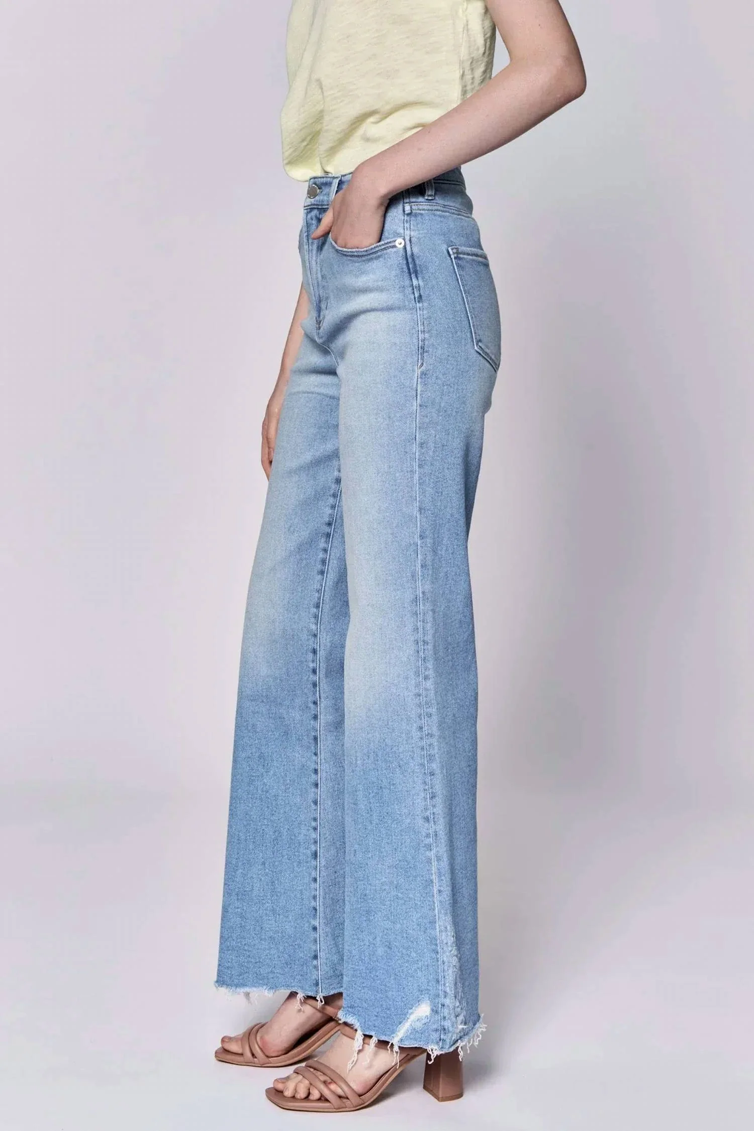 Fiona Wide Leg Jeans In Sarasota