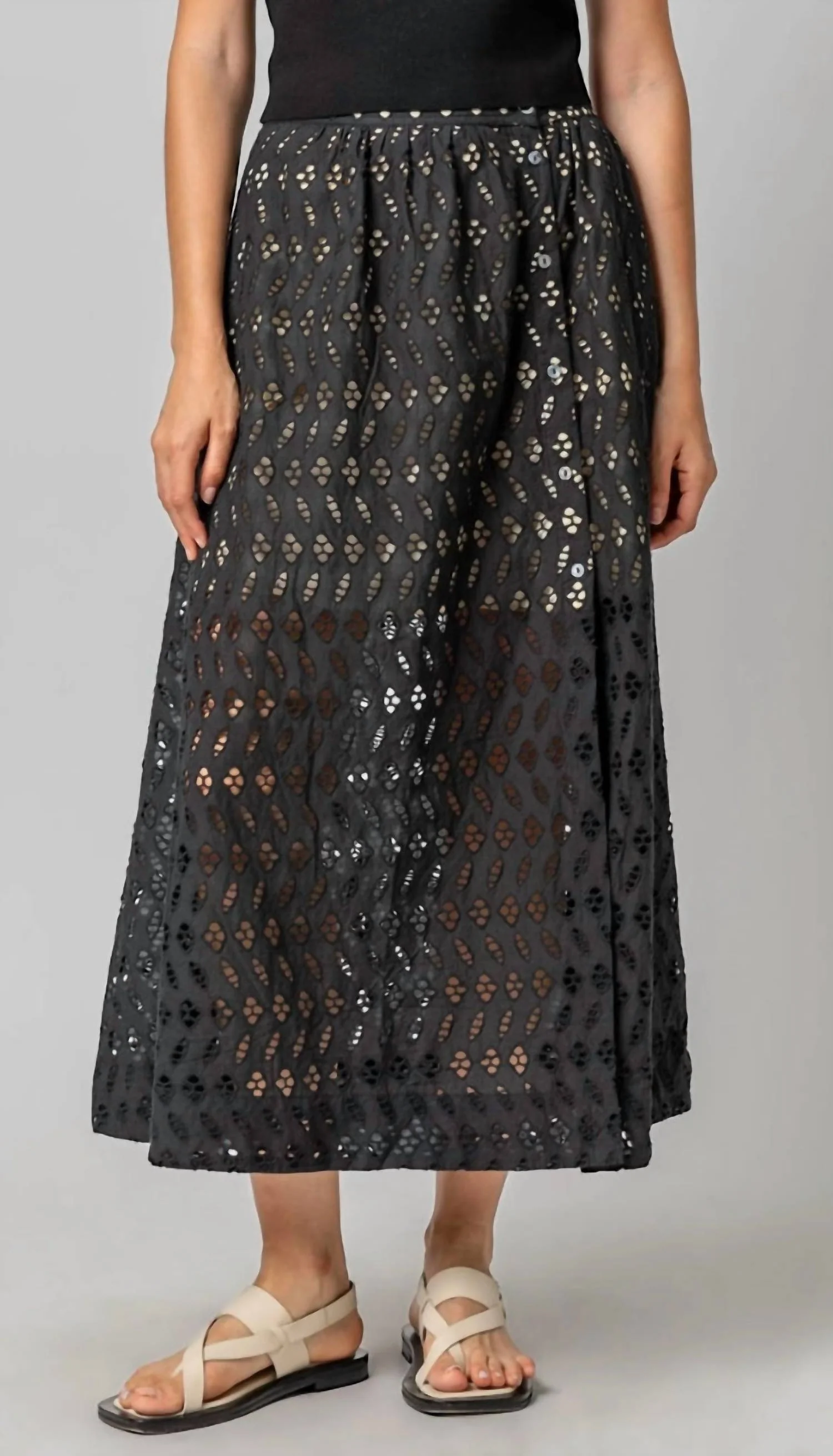 Eyelet Side Button Maxi Skirt In Black
