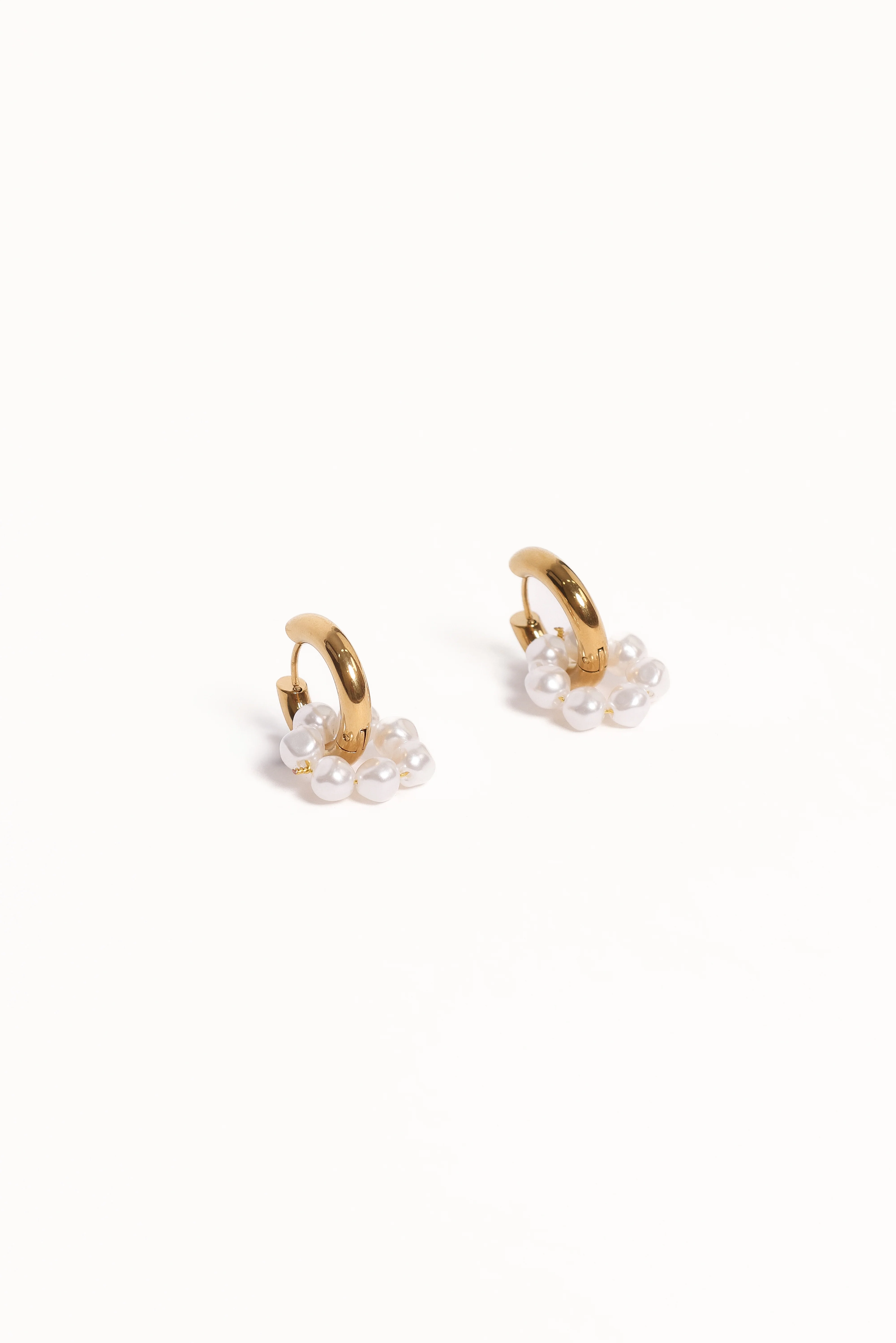 Cheri Earrings - Gold/Pearl
