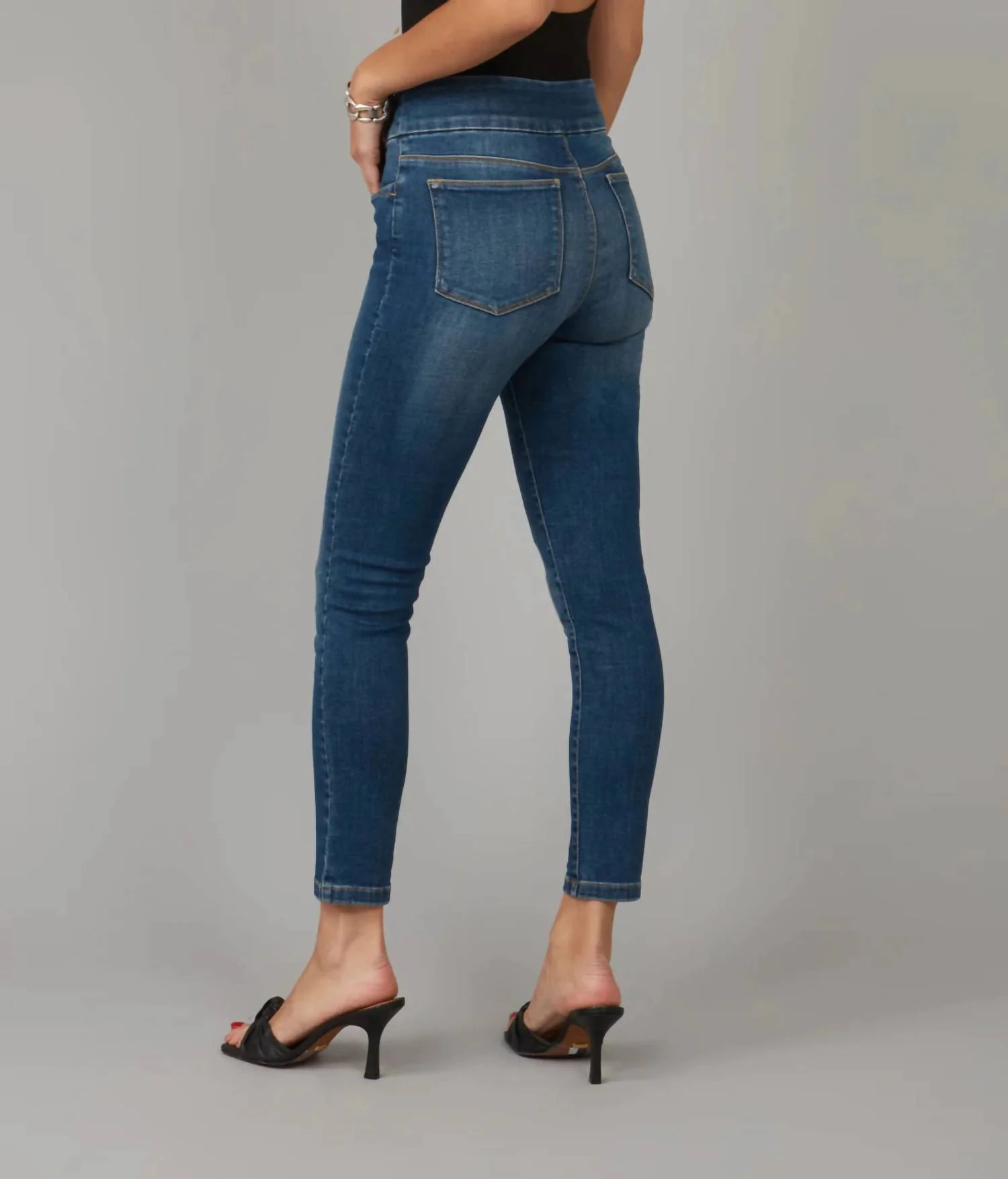 Anna High Rise Skinny Pull On Jeans In Rugged Classic Blue