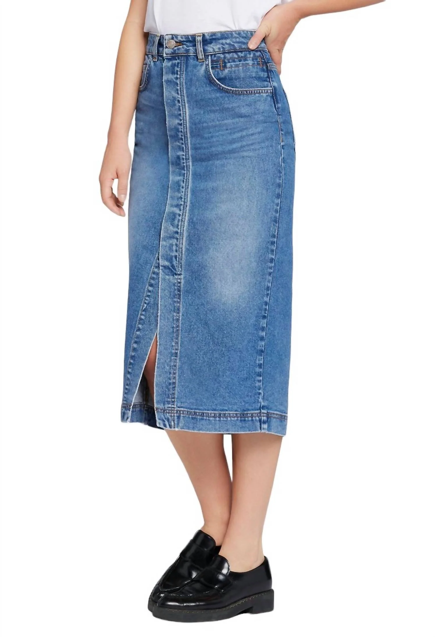 Insignia Skirt In Dunes