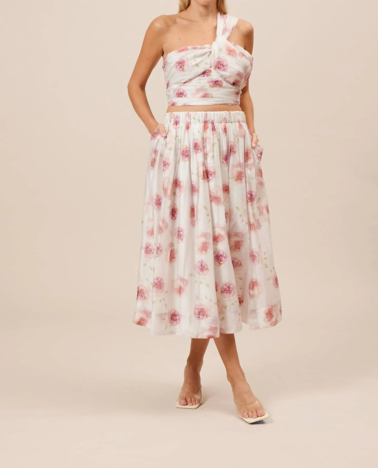 La Jolla Pleated Floral Skirt In White/ Pink