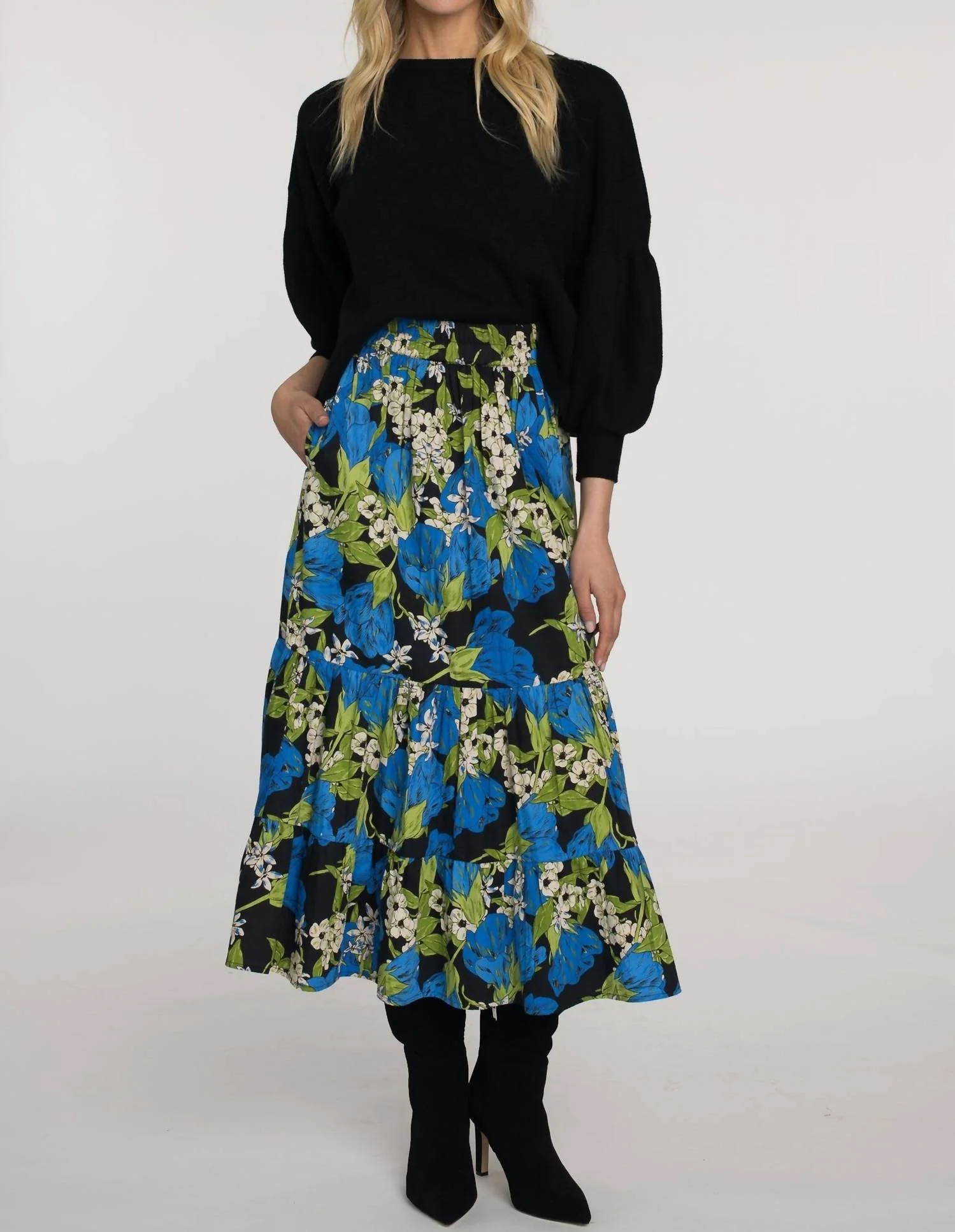 Surrey Skirt In Night Bloom