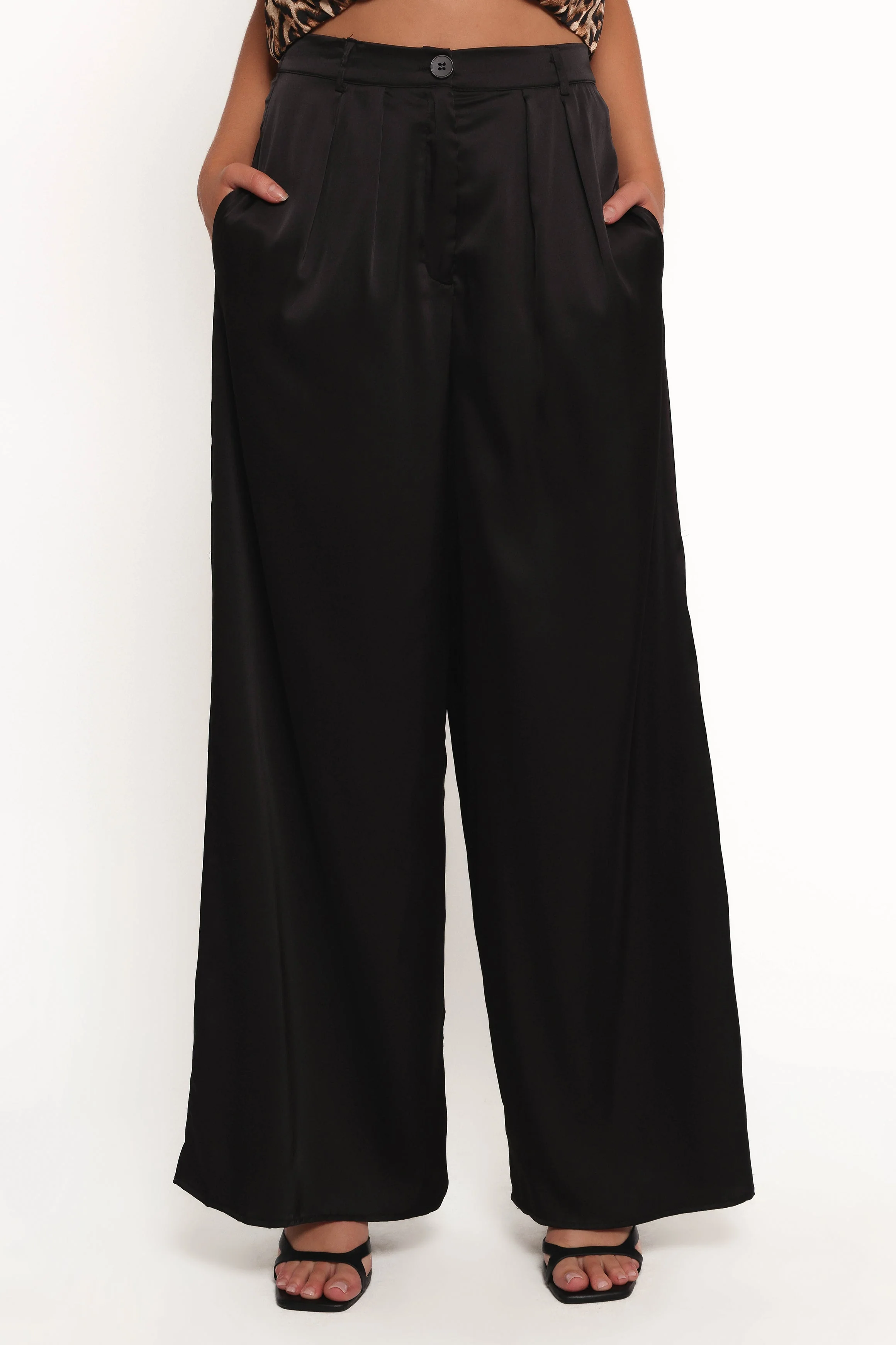 Harlow Two Piece Set - Tan Black