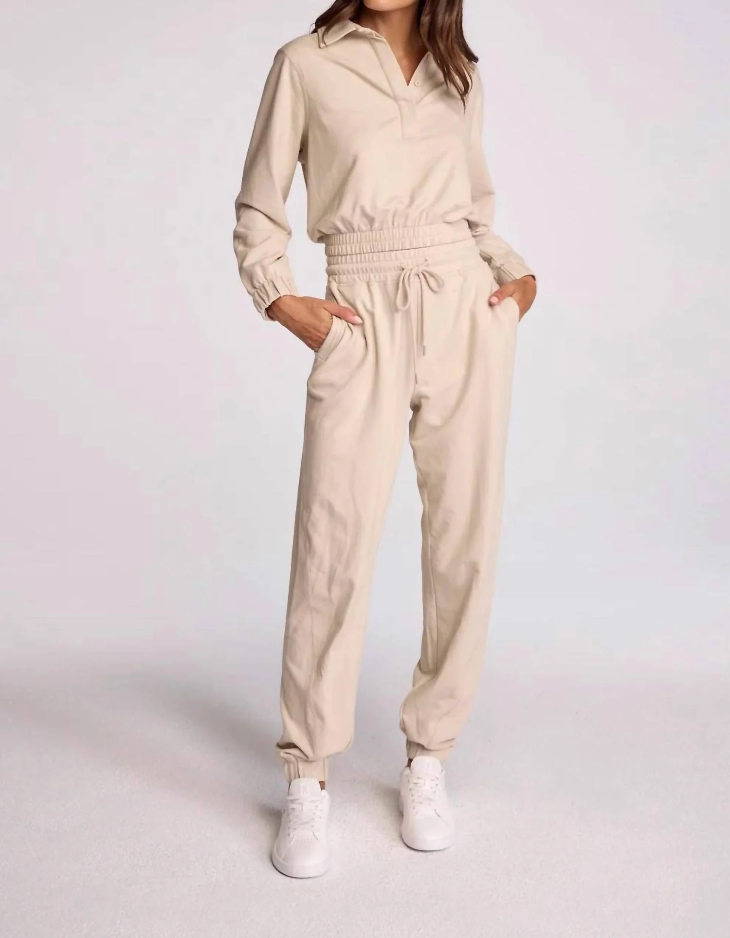 Blake Jogger Pants In Beige