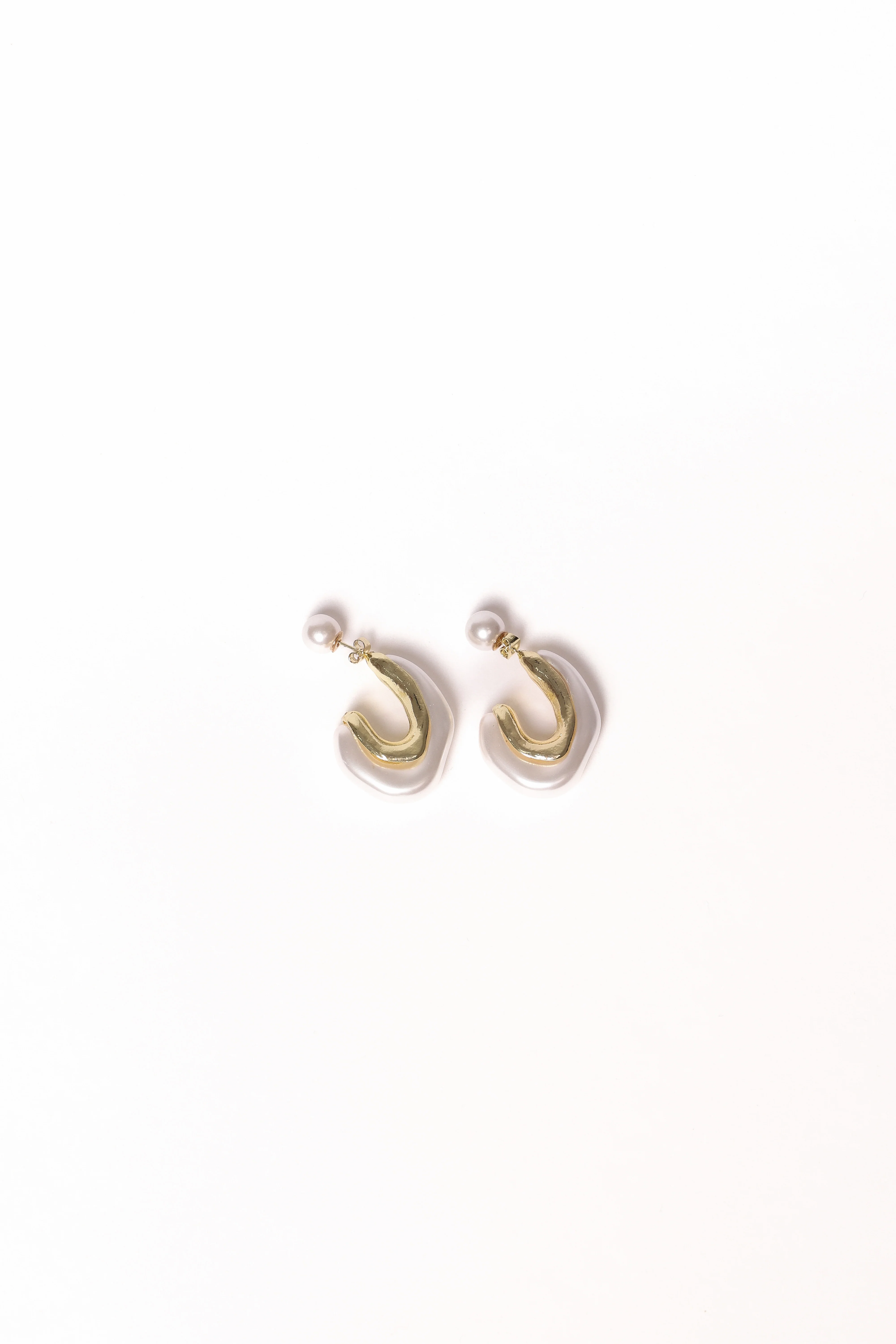 Paola Earrings - Gold/Pearl