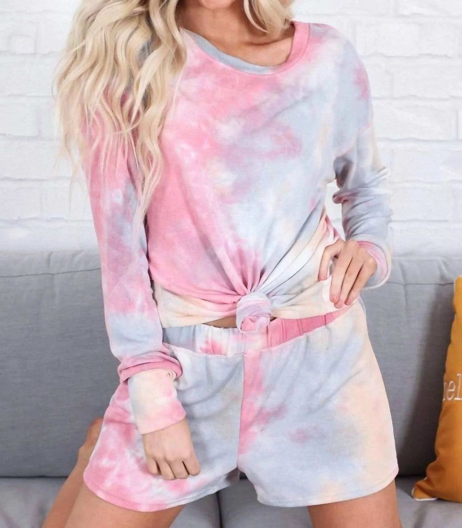 Color Theory Tie Dye Set In Cherry/blue