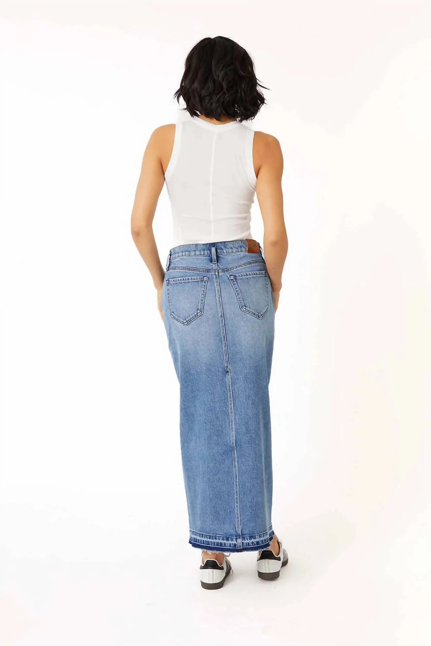 Carol Exposed Button Maxi Skirt In Stone Blue