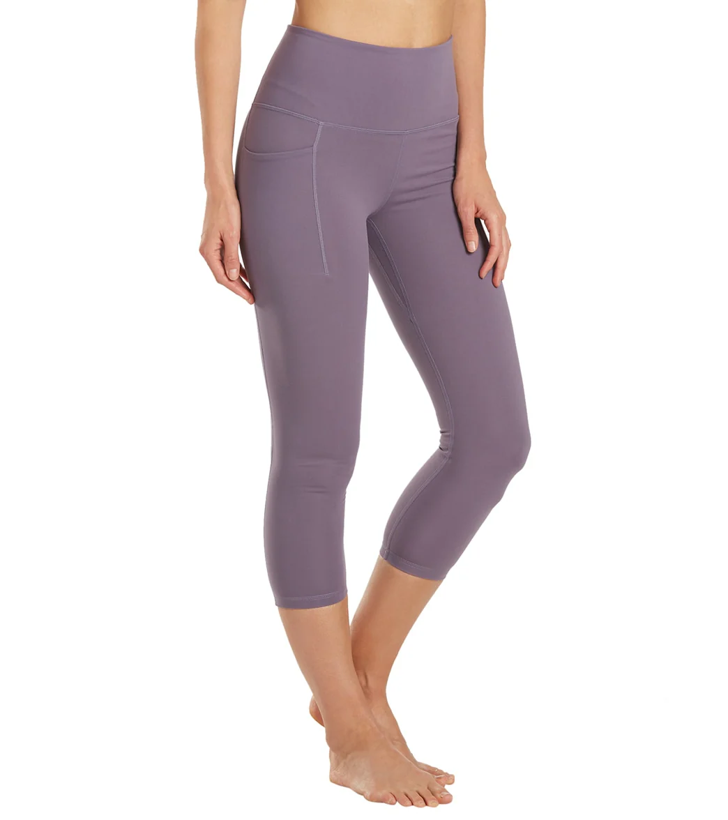 Everyday Yoga Uphold Solid High Waisted Capri Leggings With Pockets 21