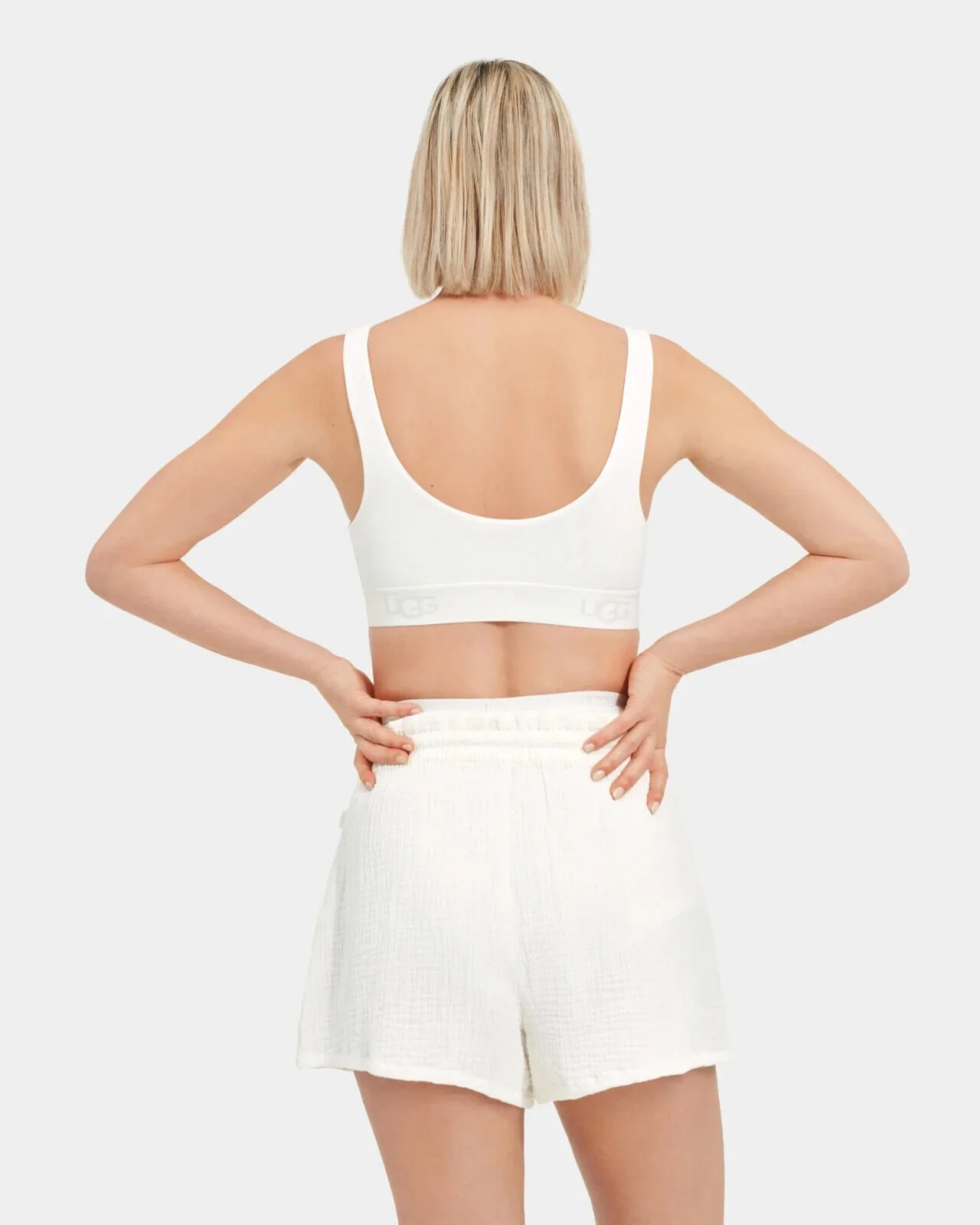 UGG Gwendolynn Sports Bra Women Small White Scoop Neck Performance Active ERK254